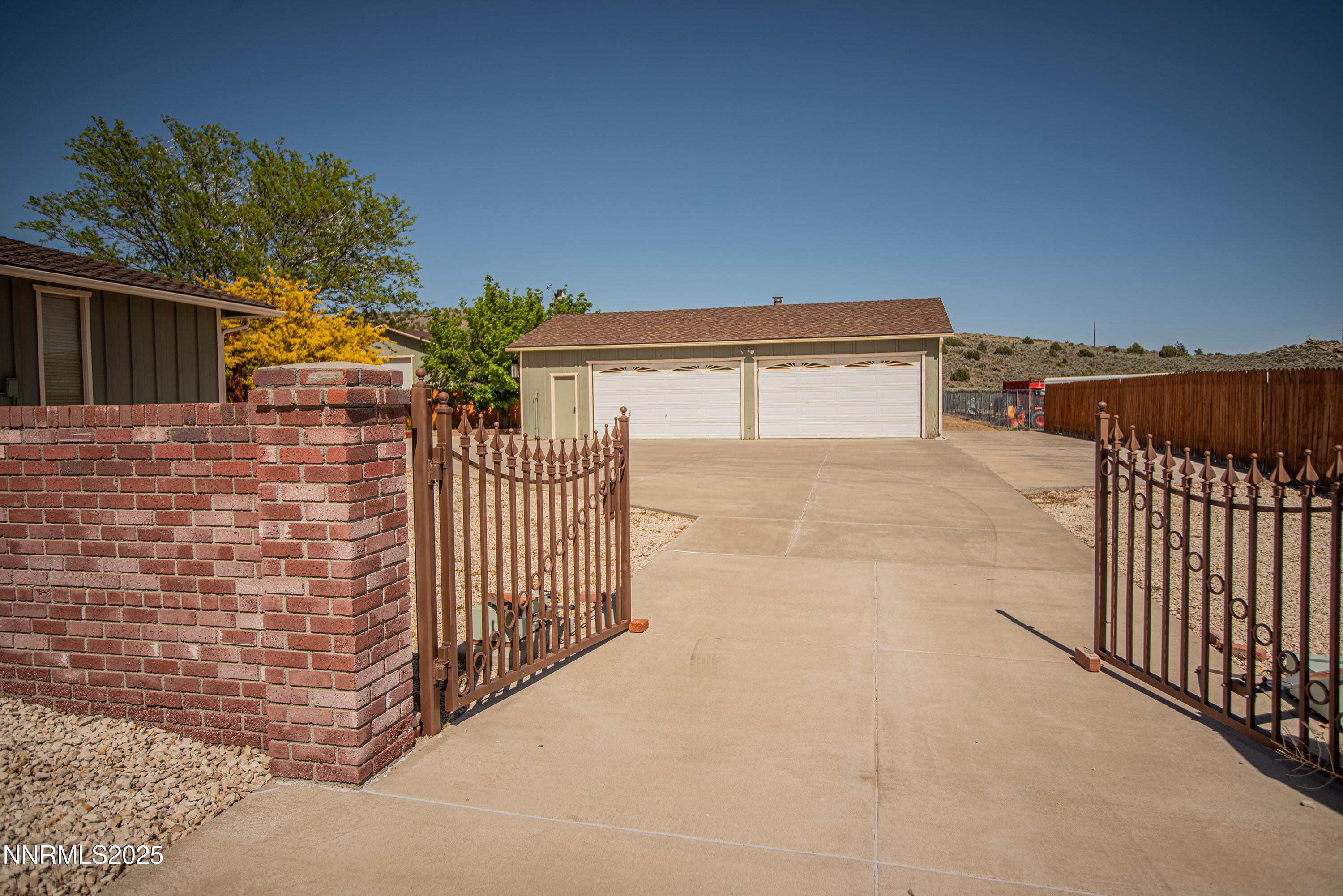 9100 Wigwam Way Property Photo 6