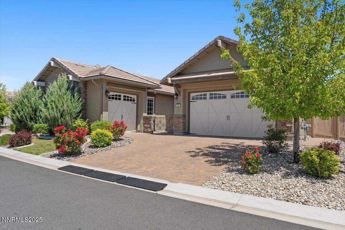 9822 Dyevera Lane Property Photo 2