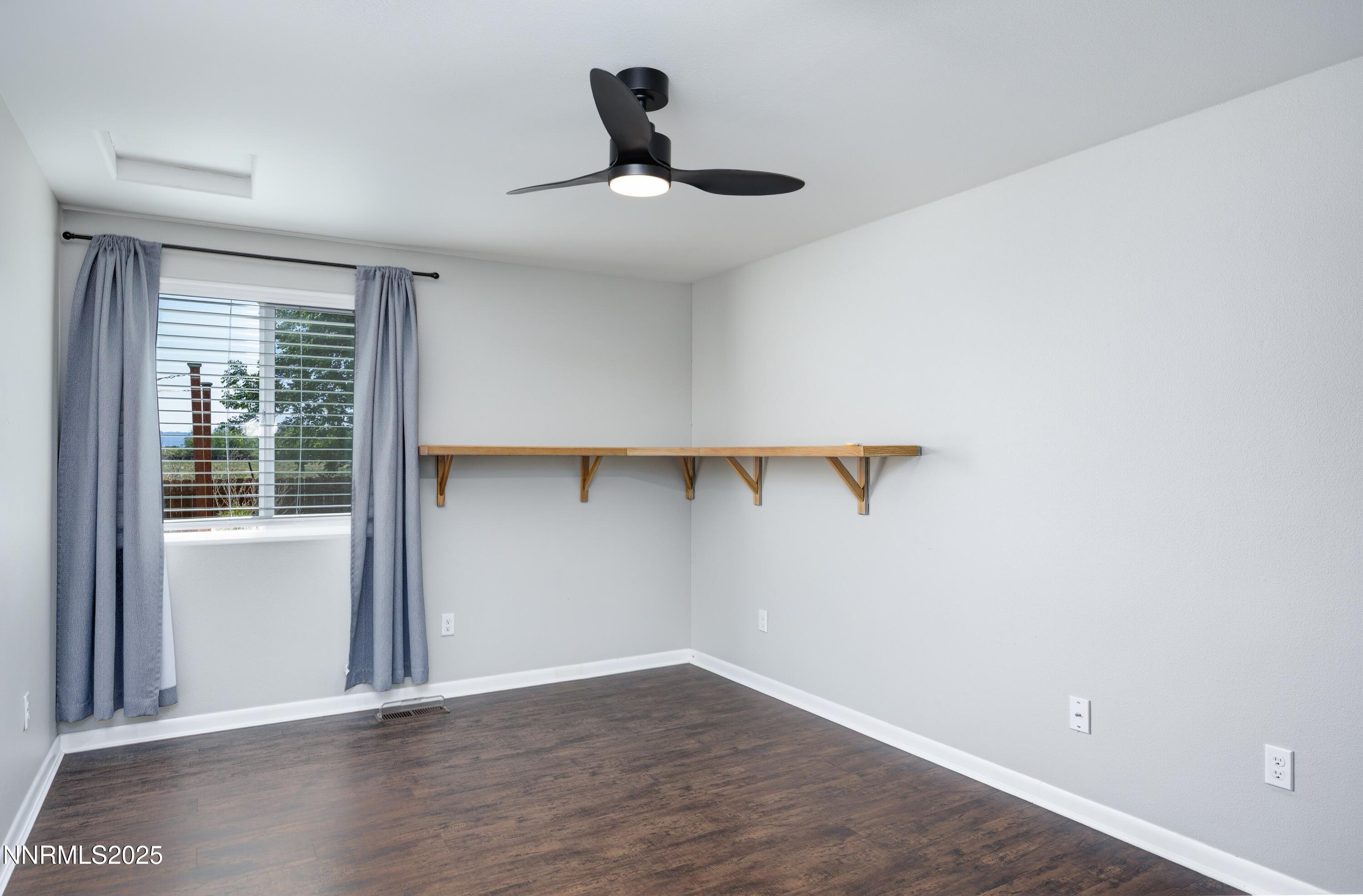 1298 Eider Circle Property Photo 6