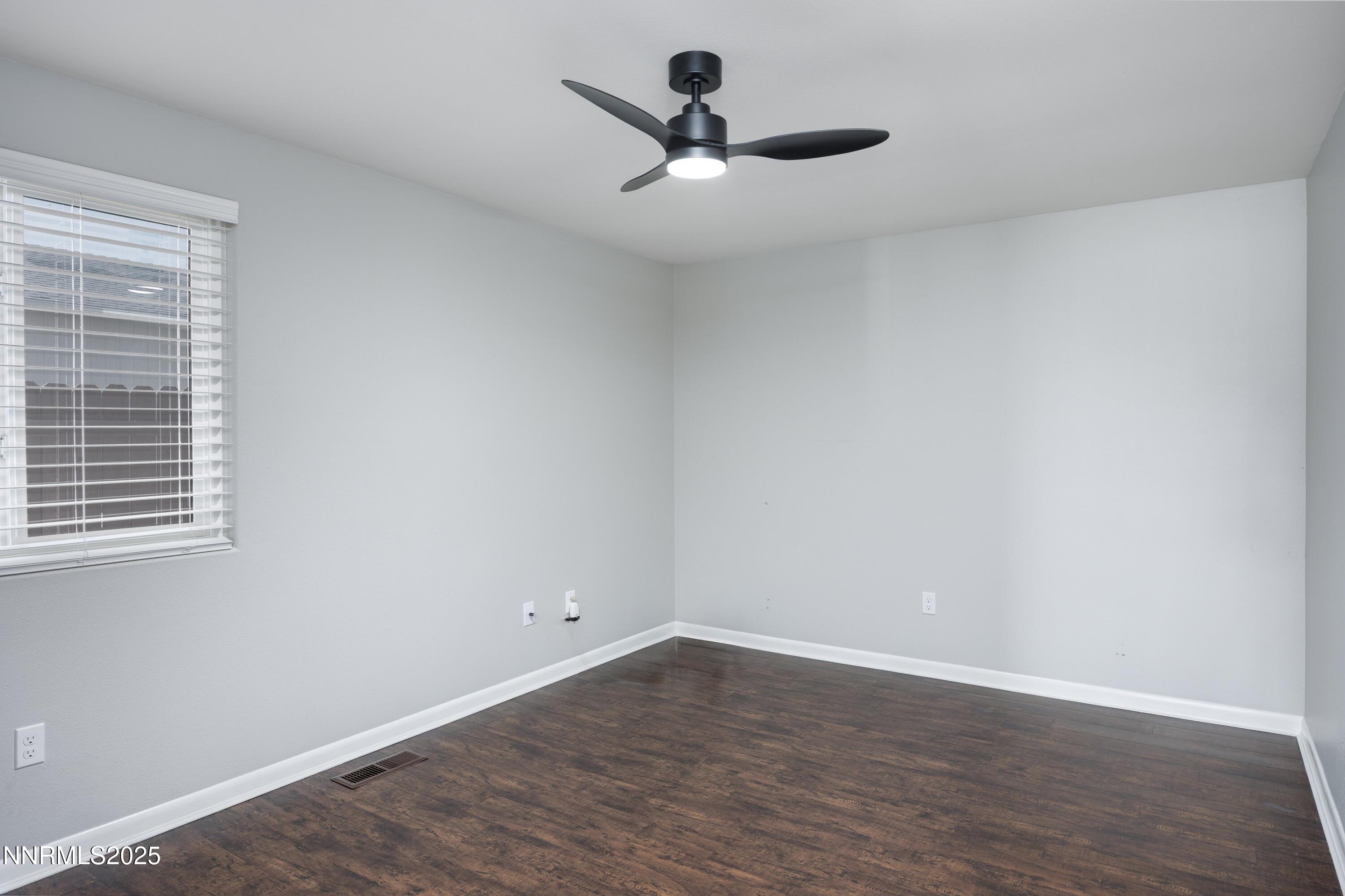 1298 Eider Circle Property Photo 8