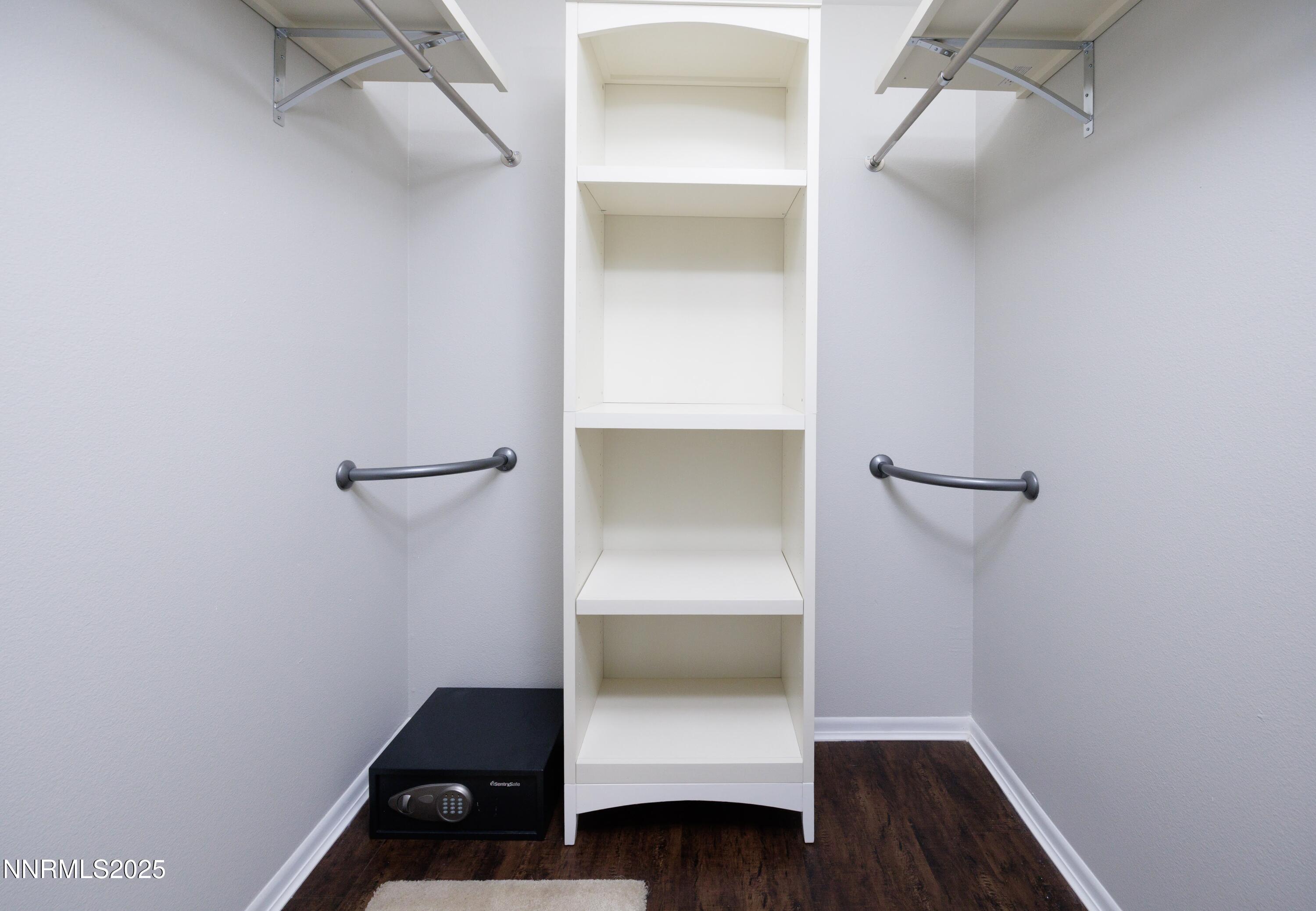 1298 Eider Circle Property Photo 13