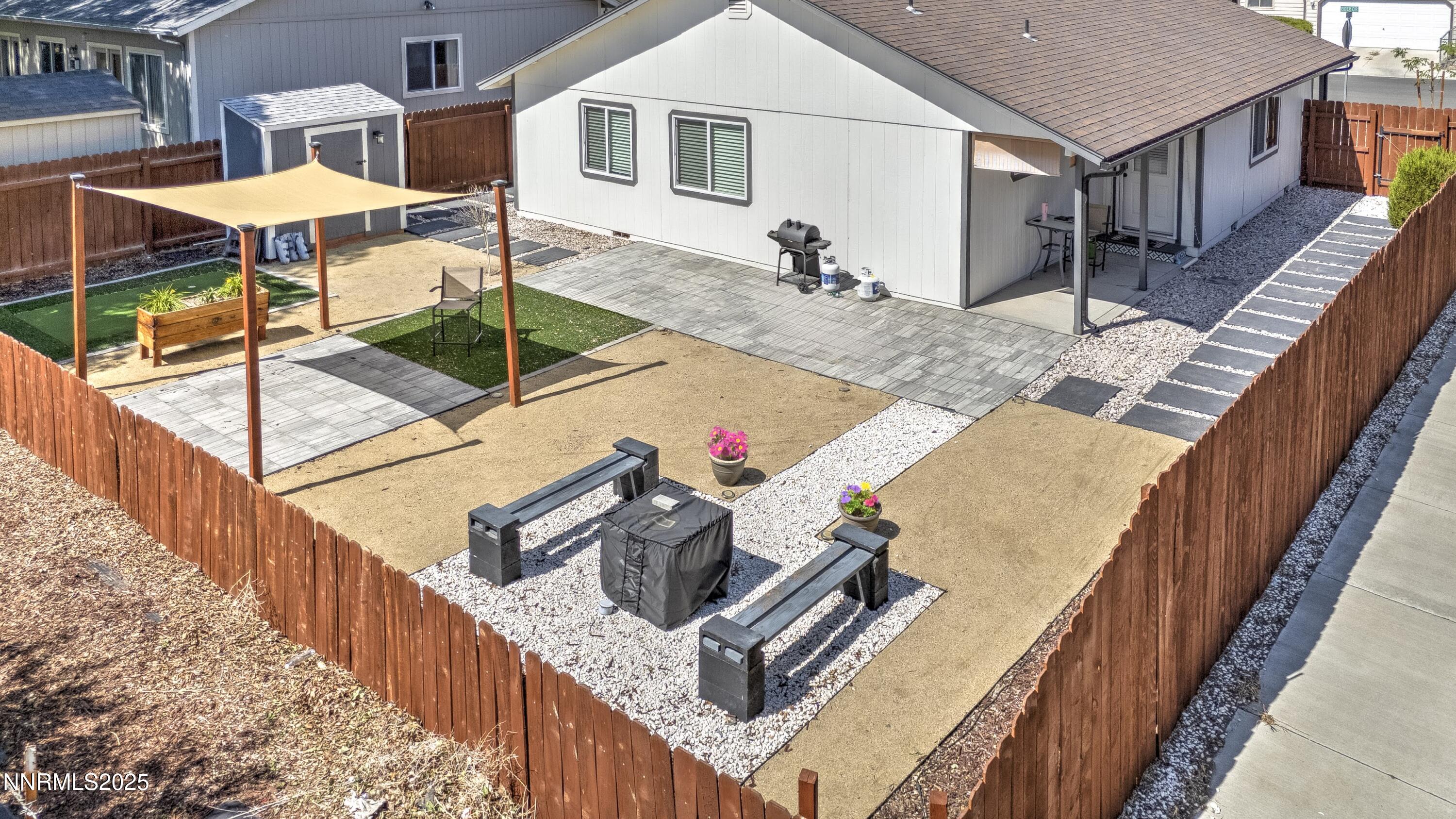1298 Eider Circle Property Photo 17