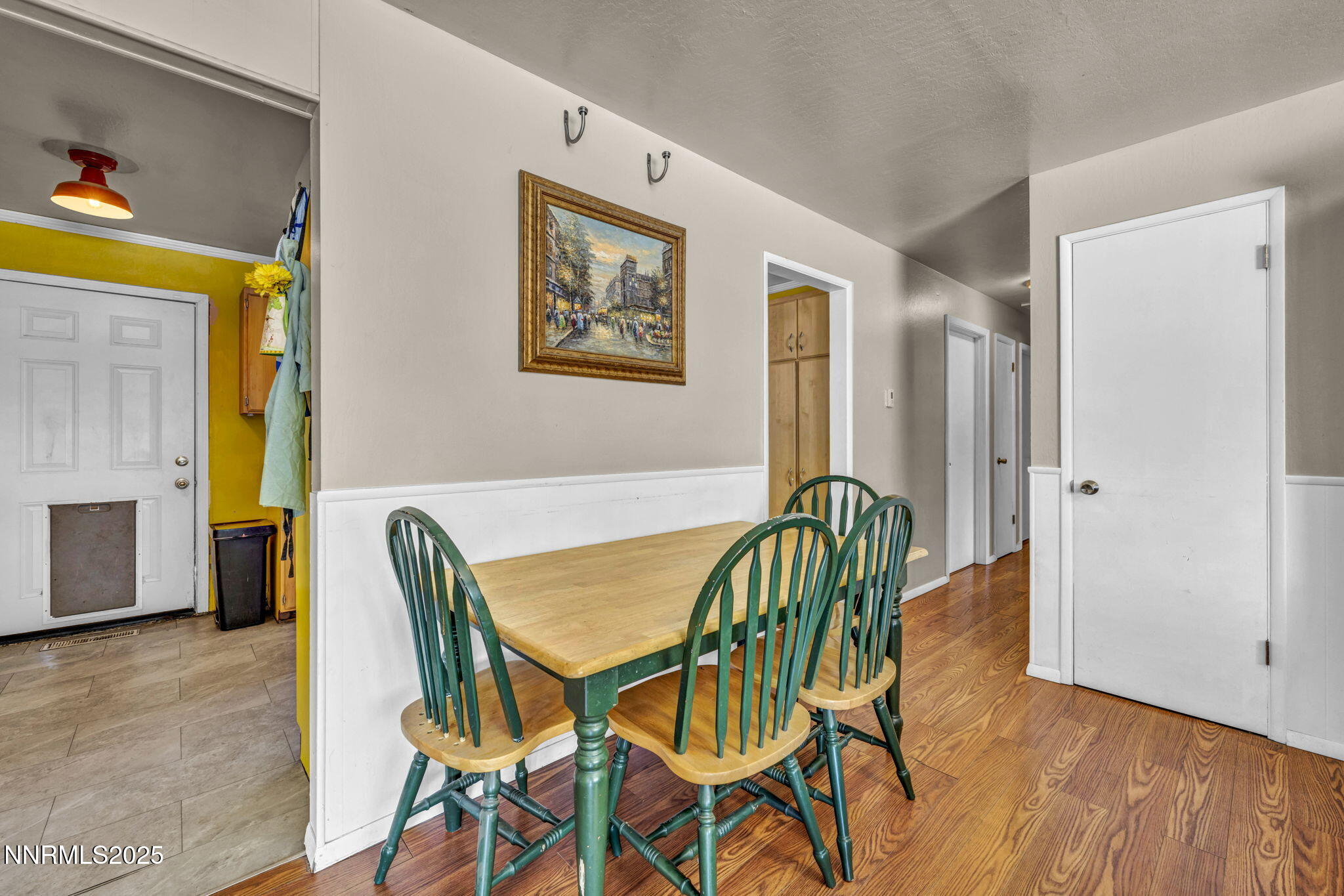 218 Albany Avenue Property Photo 7
