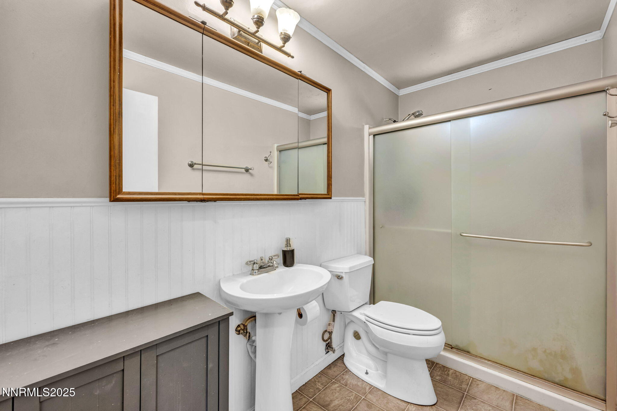 218 Albany Avenue Property Photo 22