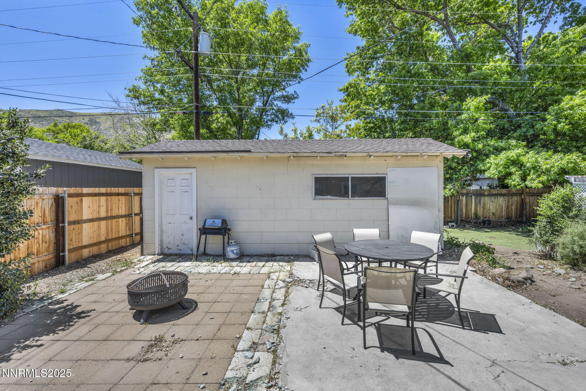 218 Albany Avenue Property Photo 31