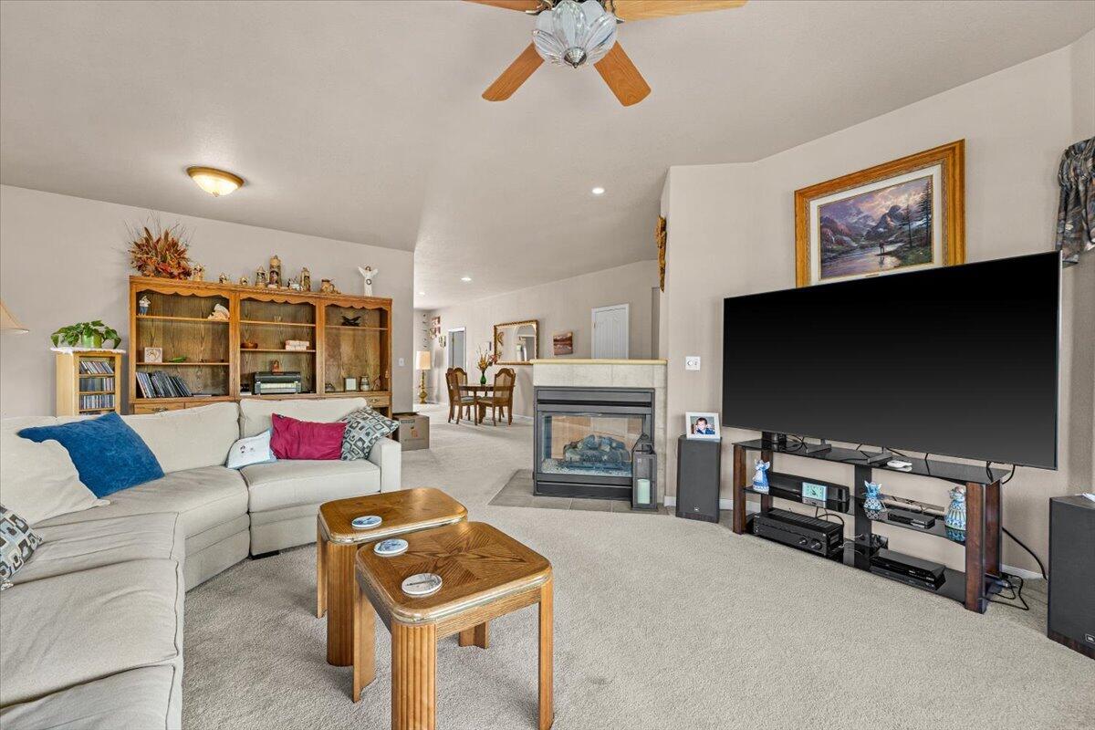 1314 Santa Cruz Drive Property Photo 12