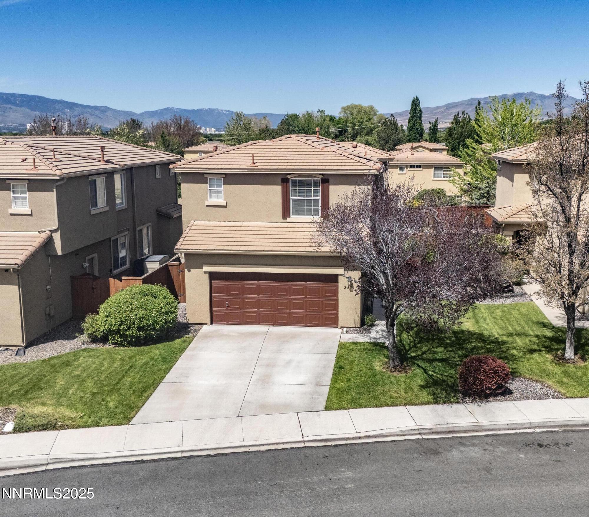 2473 Roman Drive Property Photo 1