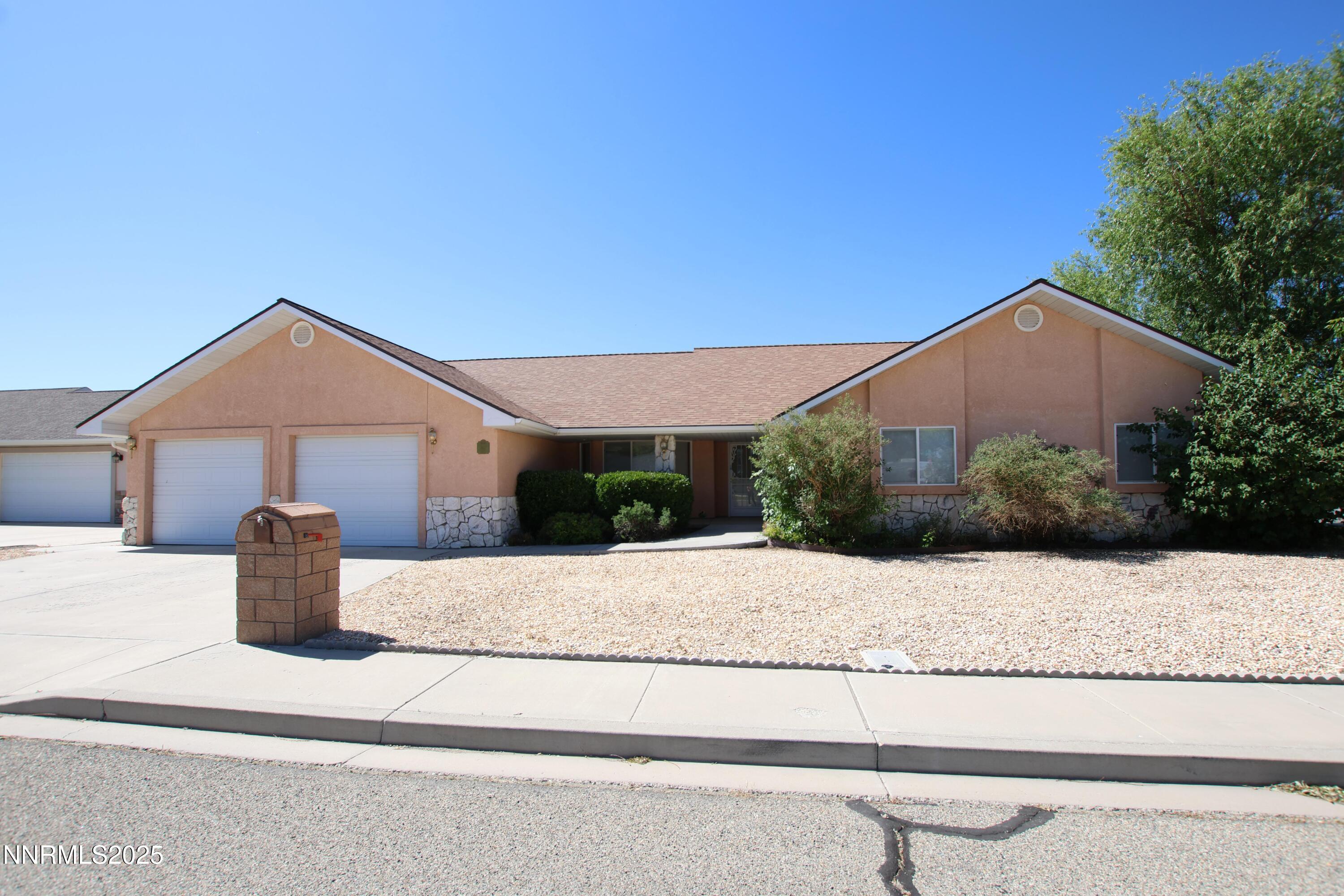 403 Ironwood Court Property Photo 1