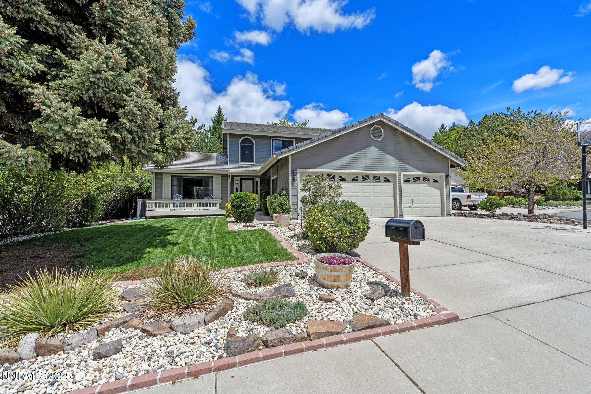 1626 Spring View Court Property Photo 1