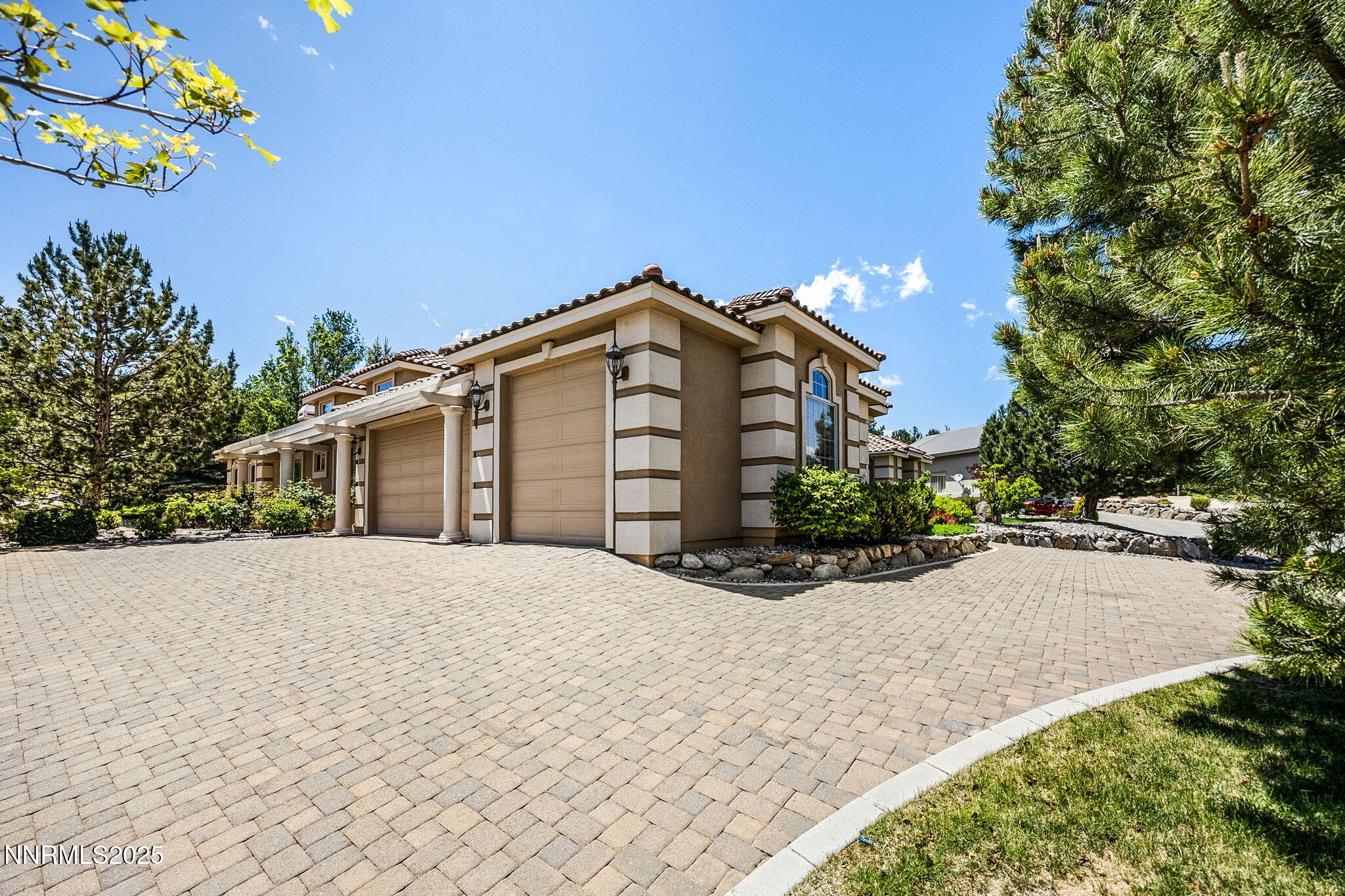 14501 Quail Rock Court Property Photo 6