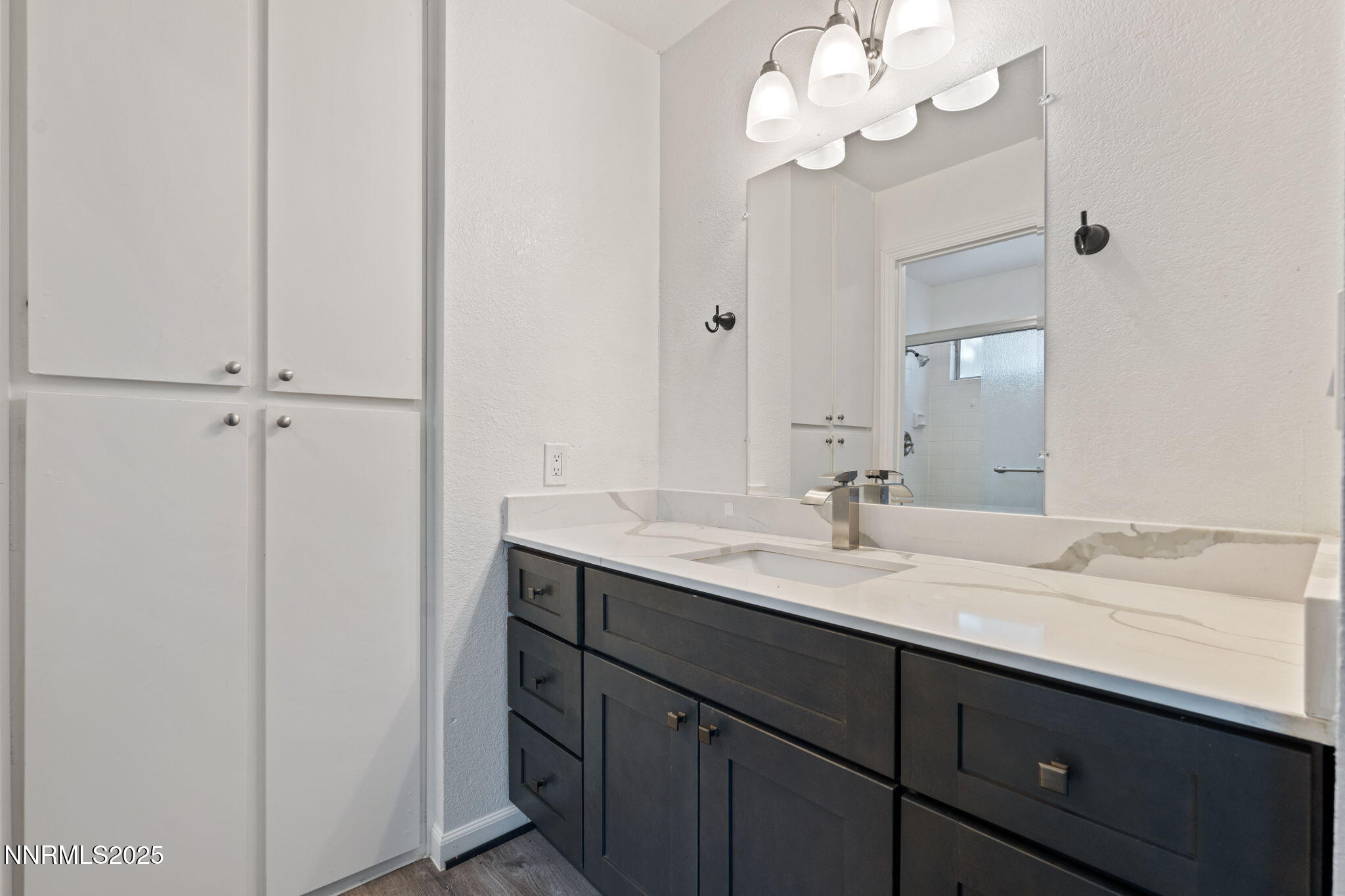 1821 Fargo Way Property Photo 17