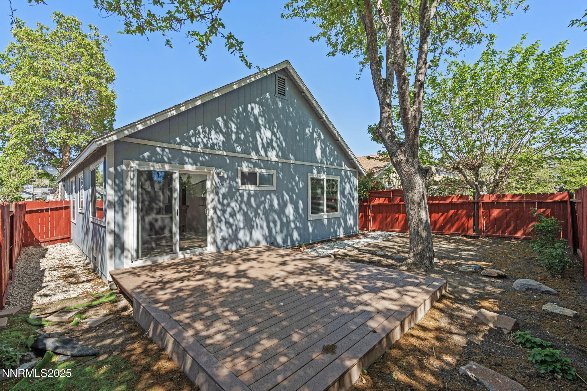 1821 Fargo Way Property Photo 27