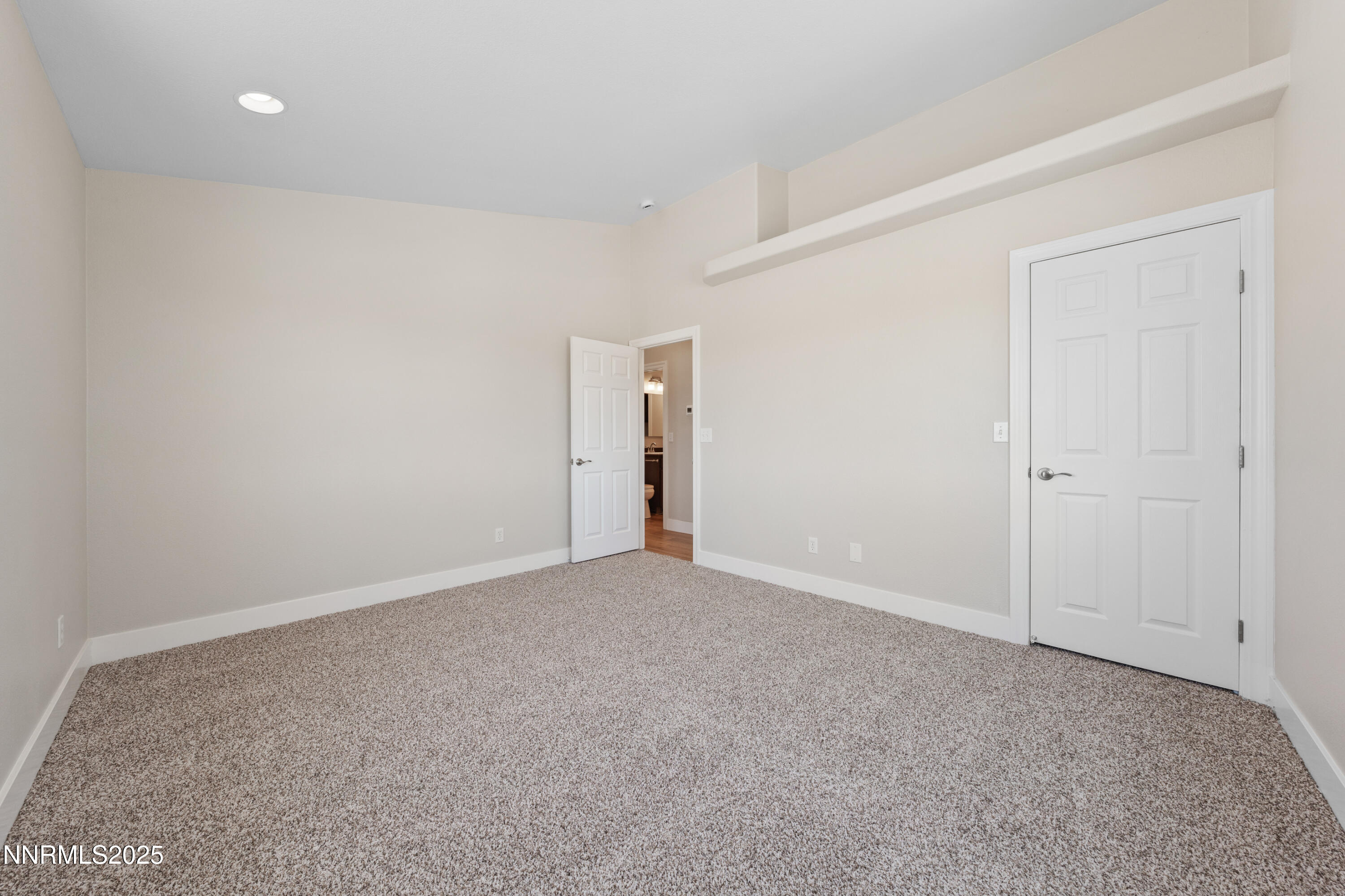 1260 Badger Street Property Photo 26