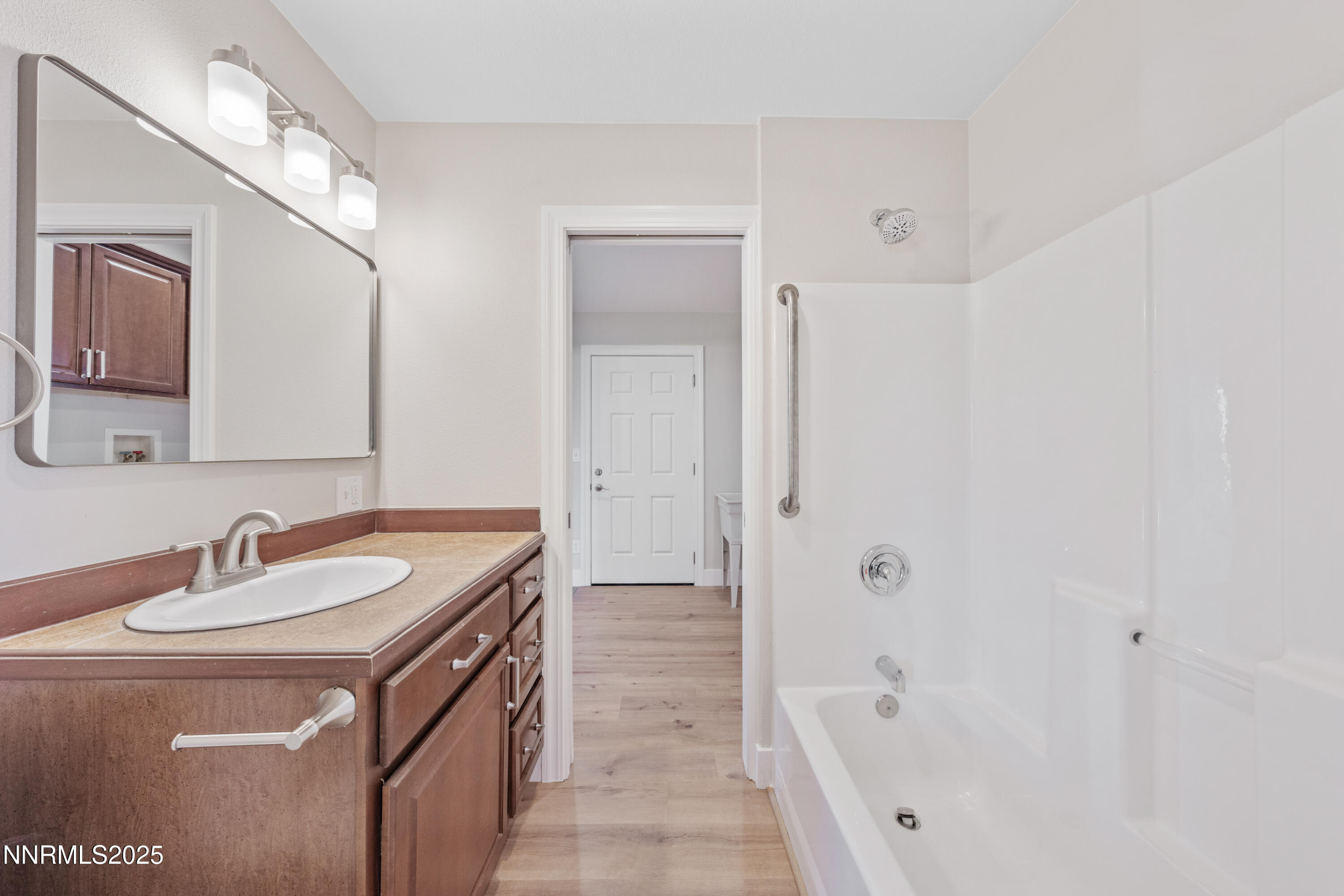 1260 Badger Street Property Photo 27