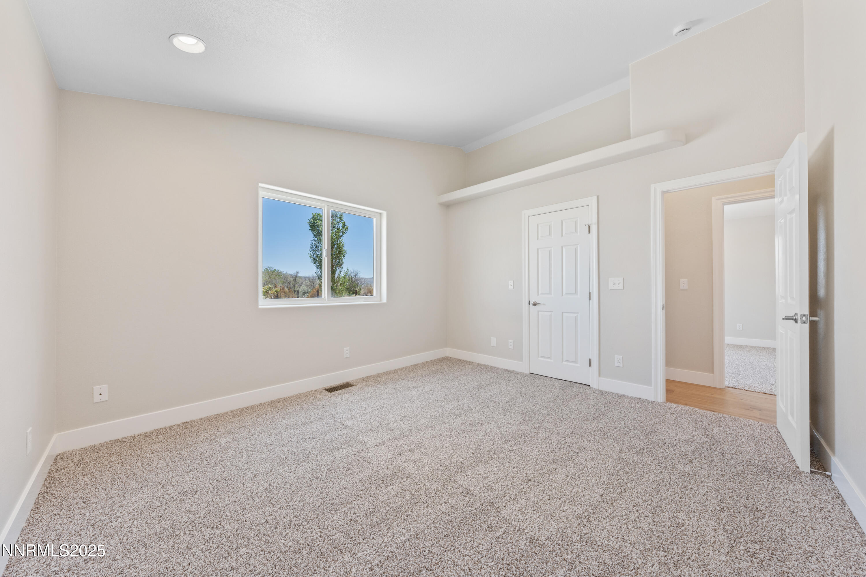 1260 Badger Street Property Photo 28