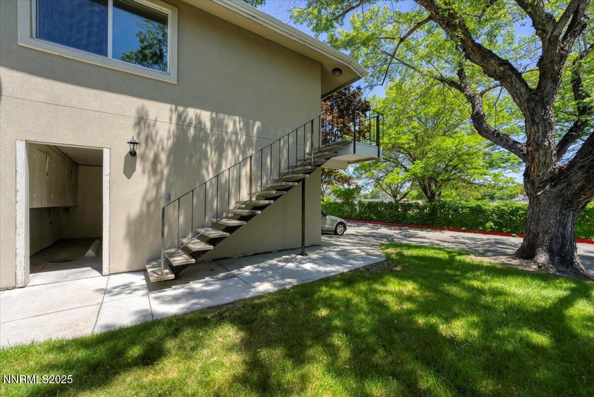 5030 Tahiti Way Property Photo 4