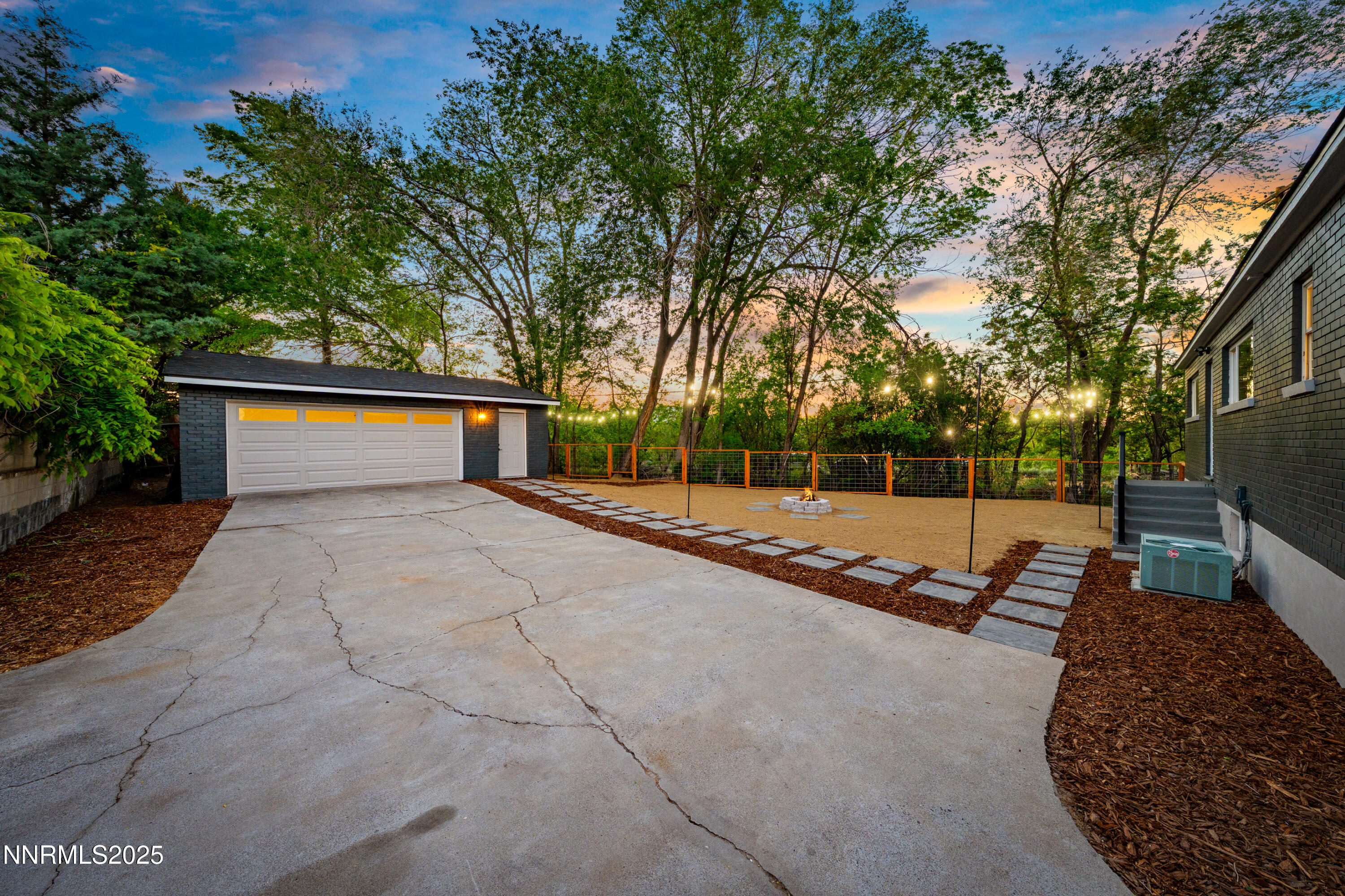 2303 Homestead Place Property Photo 51