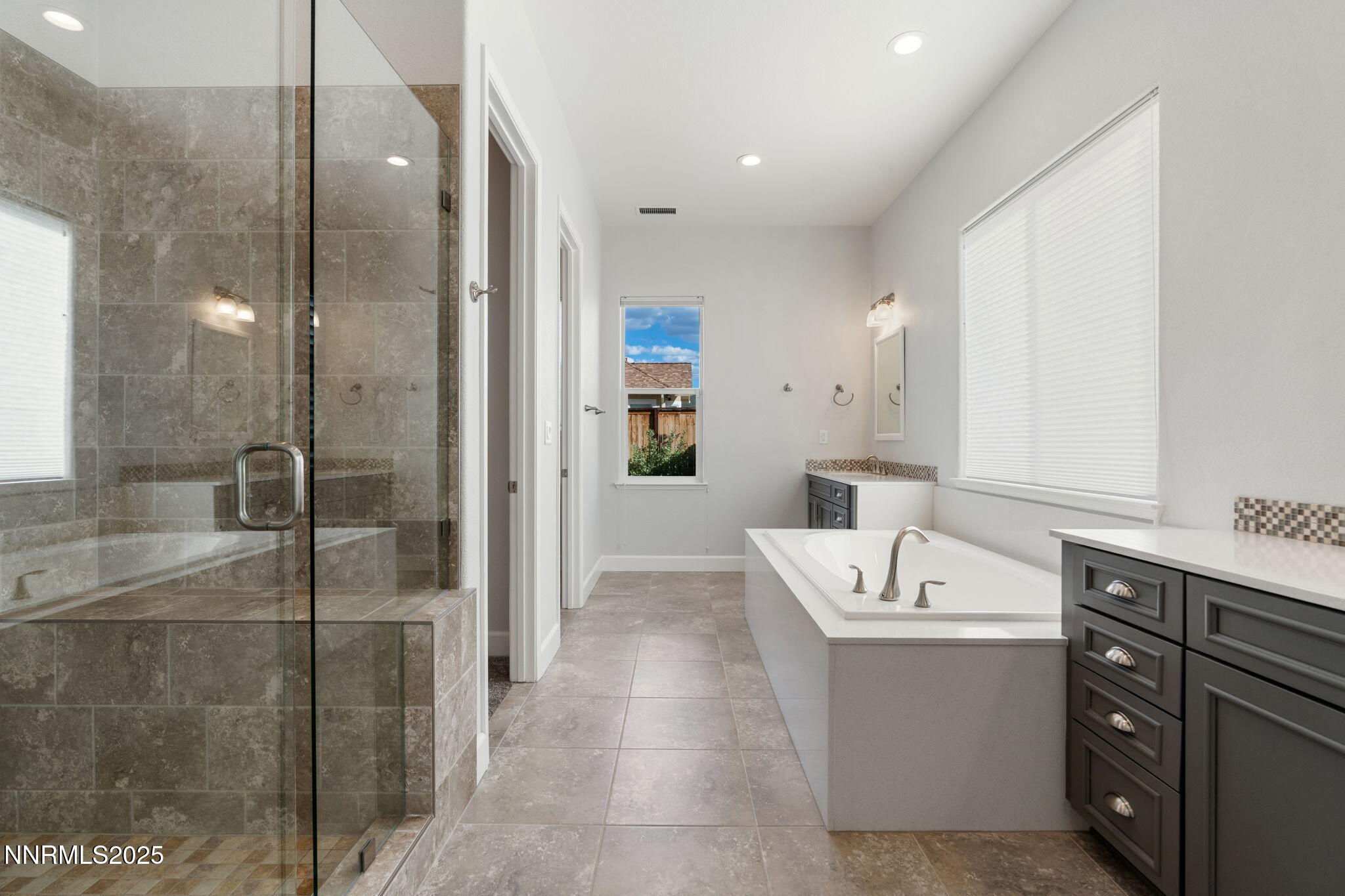 11621 Desert Shadow Drive Property Photo 32