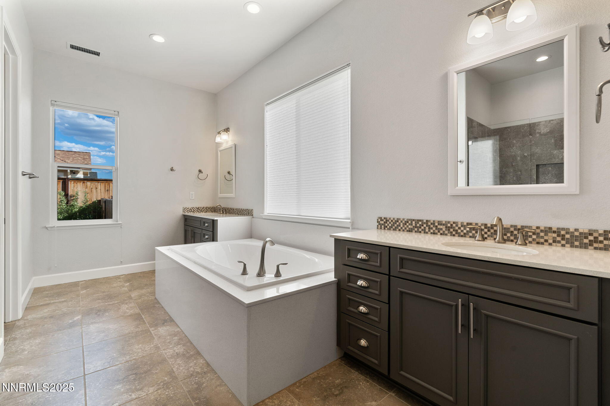 11621 Desert Shadow Drive Property Photo 33