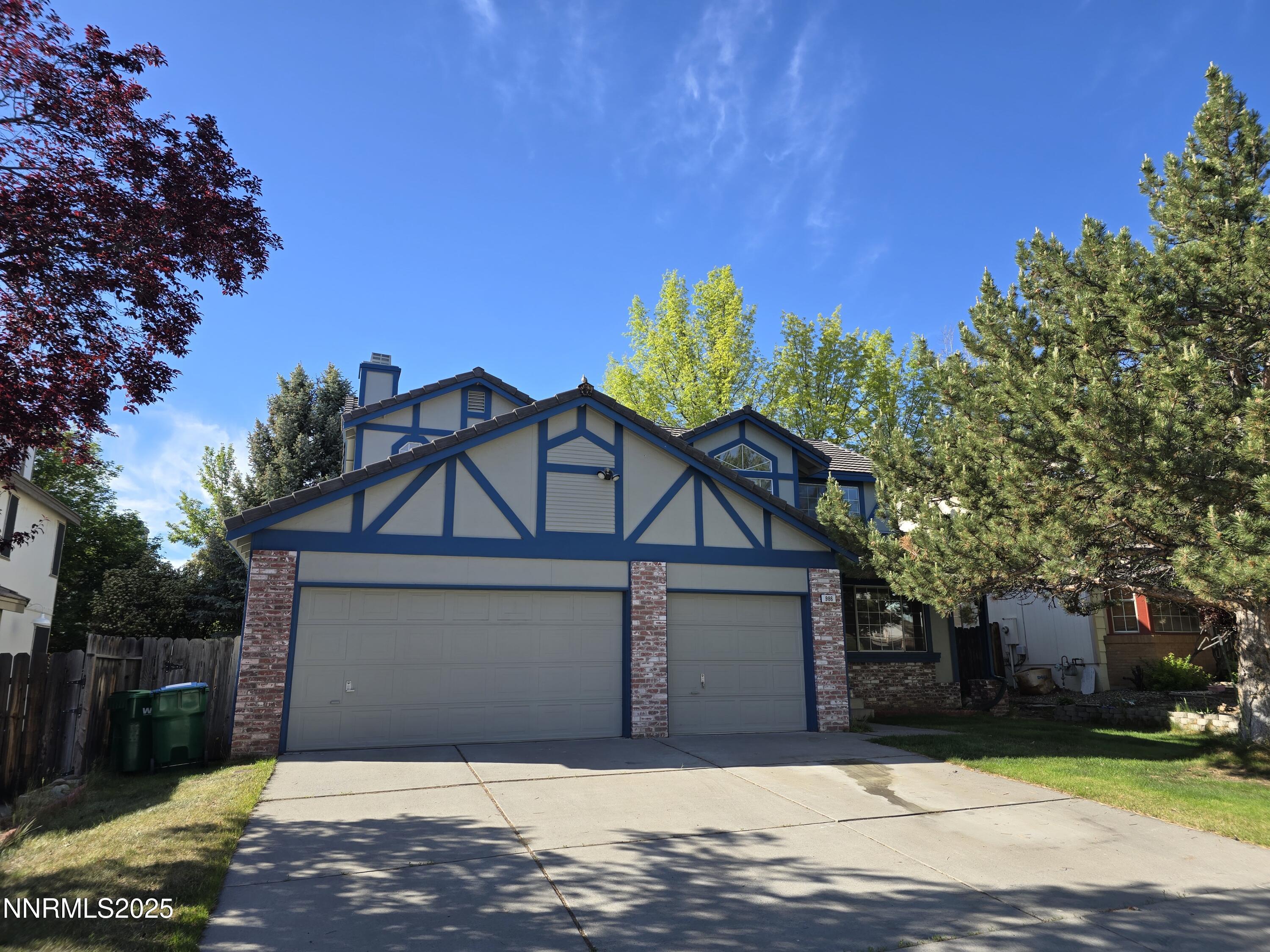 986 Quail Hollow Drive Property Photo 1