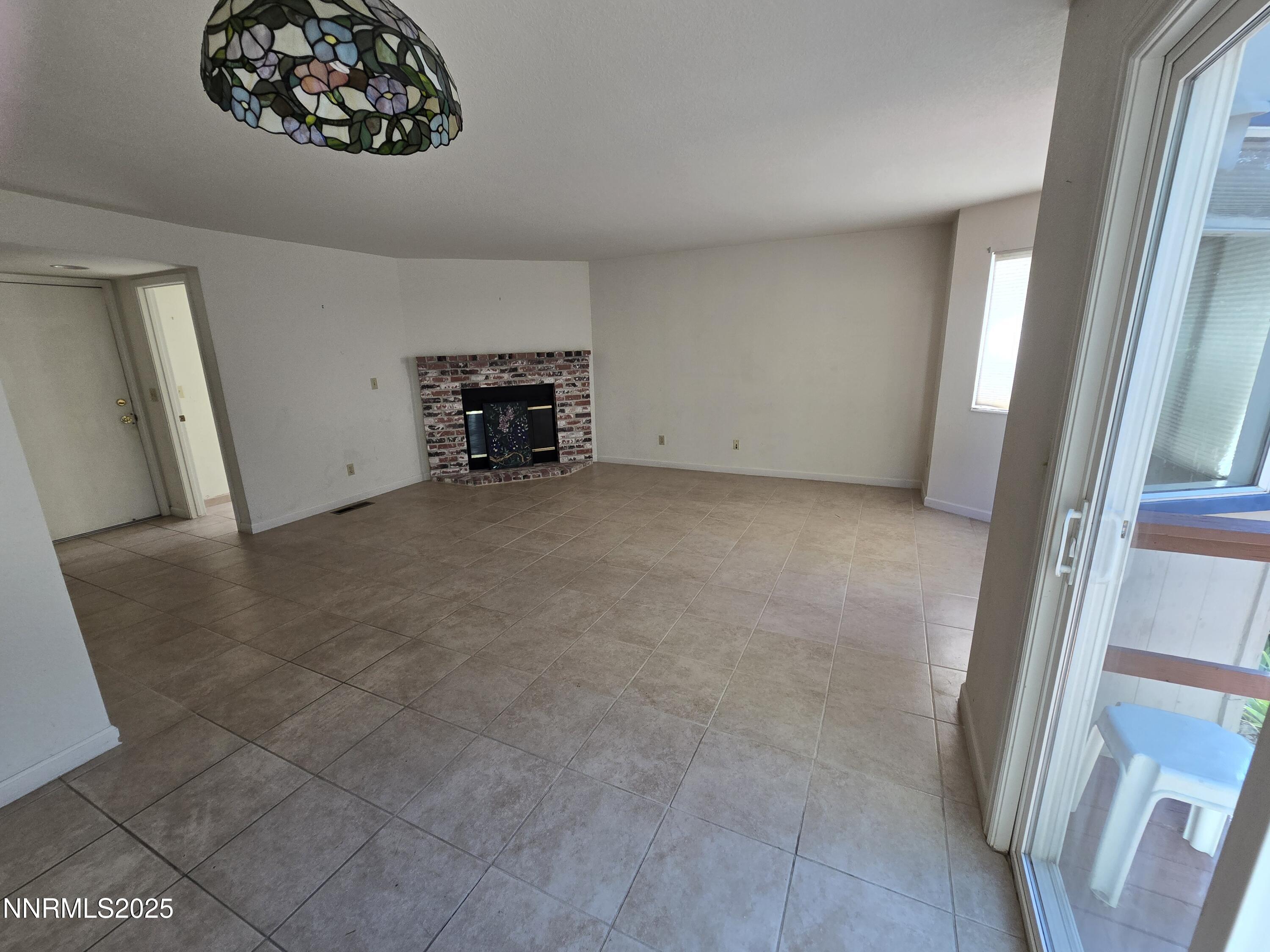 986 Quail Hollow Drive Property Photo 9