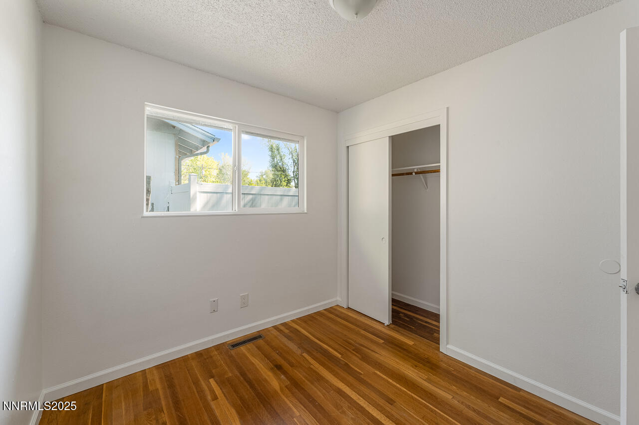 201 N Carson Meadow Drive Property Photo 11