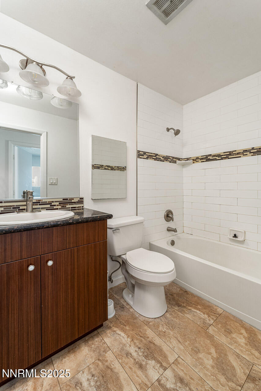 201 N Carson Meadow Drive Property Photo 12
