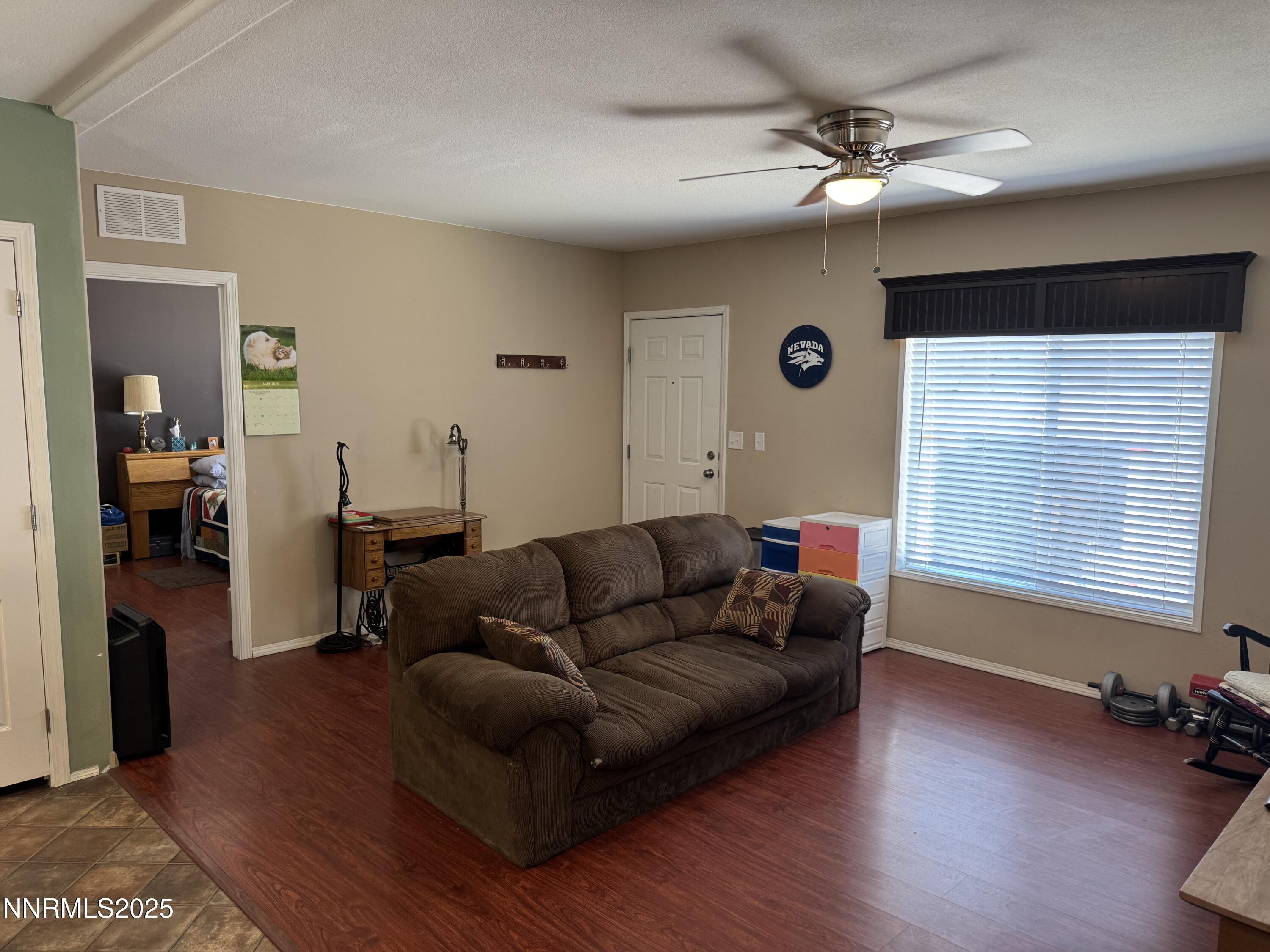 445 Mira Street Property Photo 7