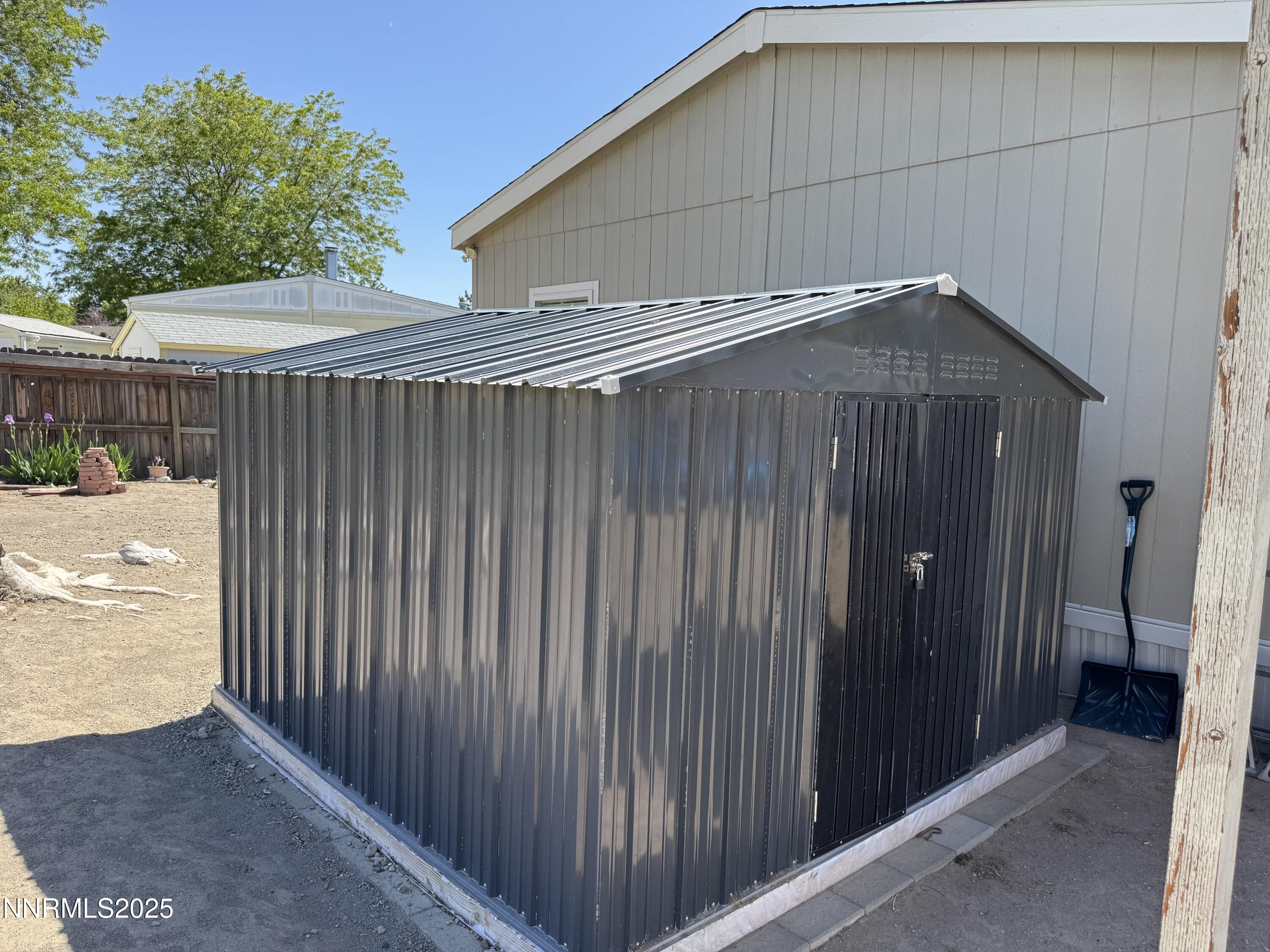 445 Mira Street Property Photo 17
