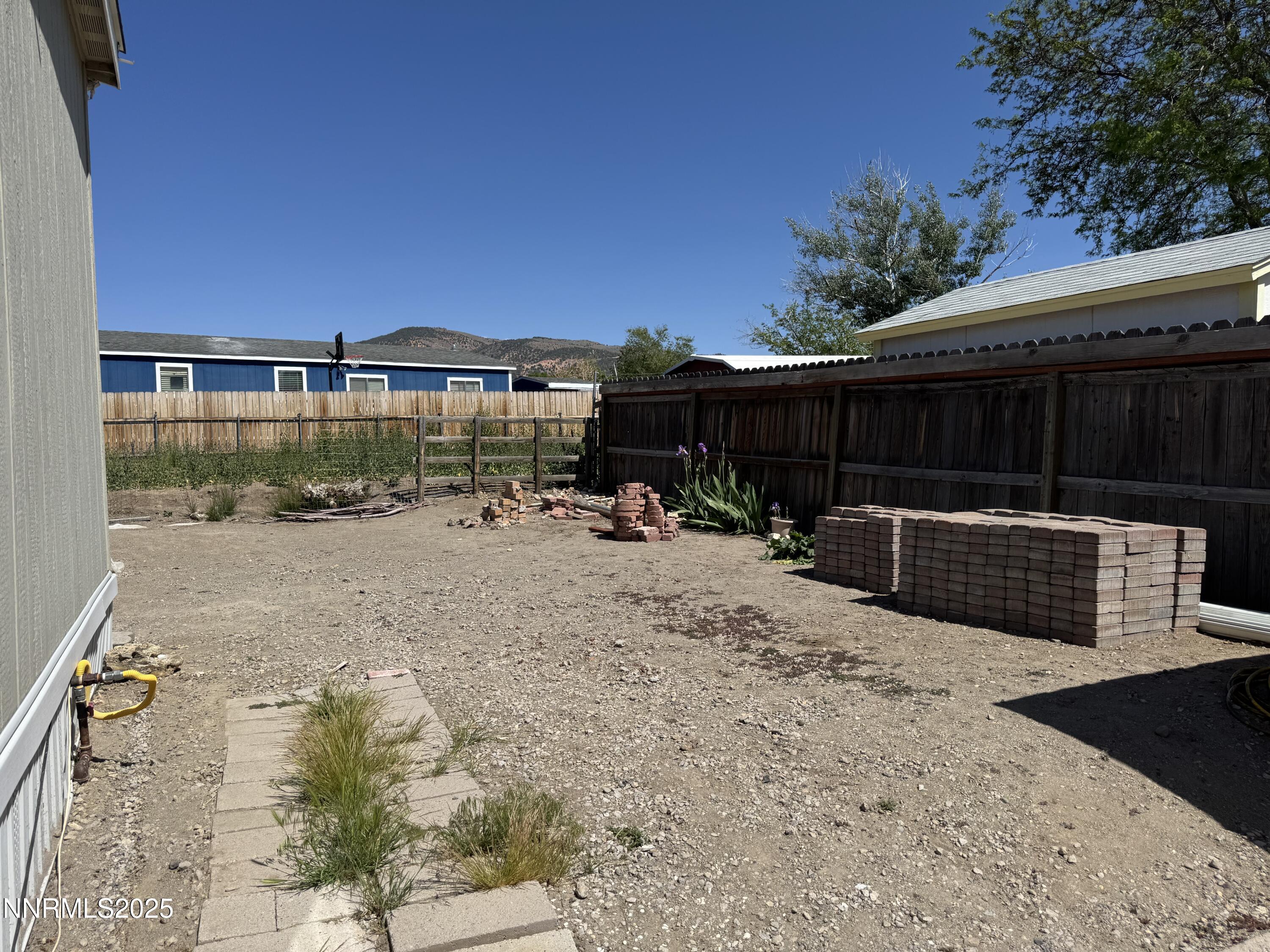 445 Mira Street Property Photo 19