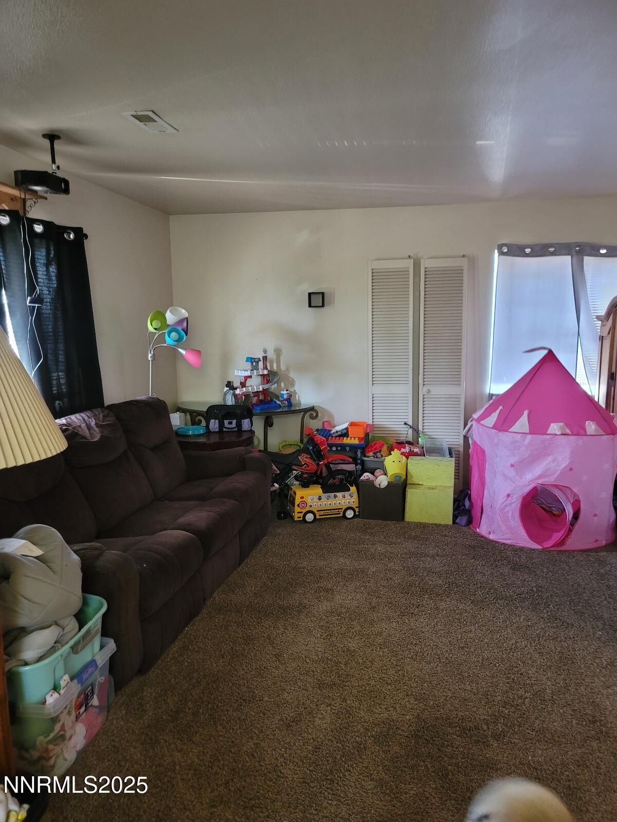 135 Curry Drive Property Photo 10