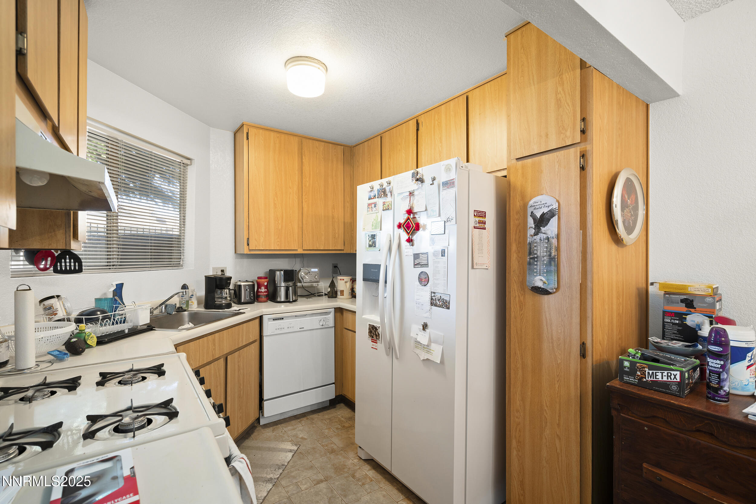 2627 Sunny Slope Drive Property Photo 4