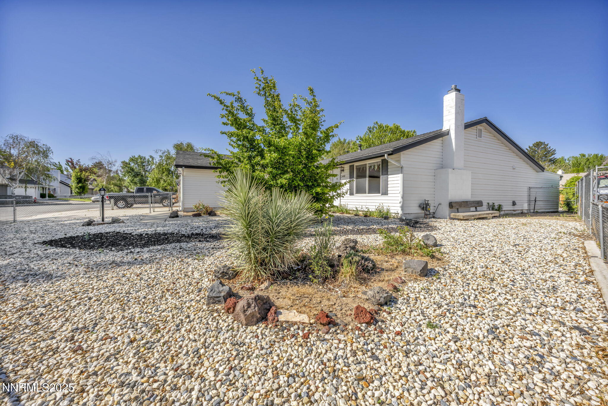 2480 Meadowbrook Lane Property Photo 8