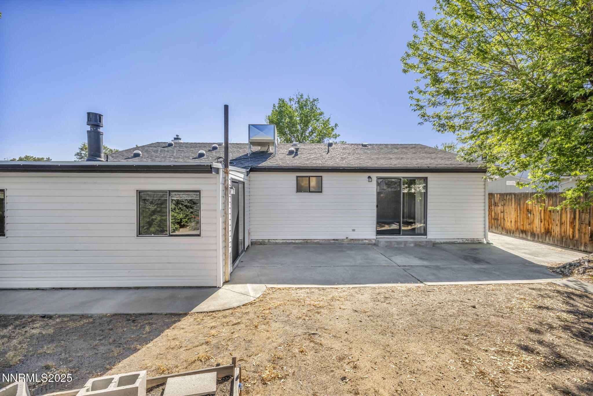 2480 Meadowbrook Lane Property Photo 10