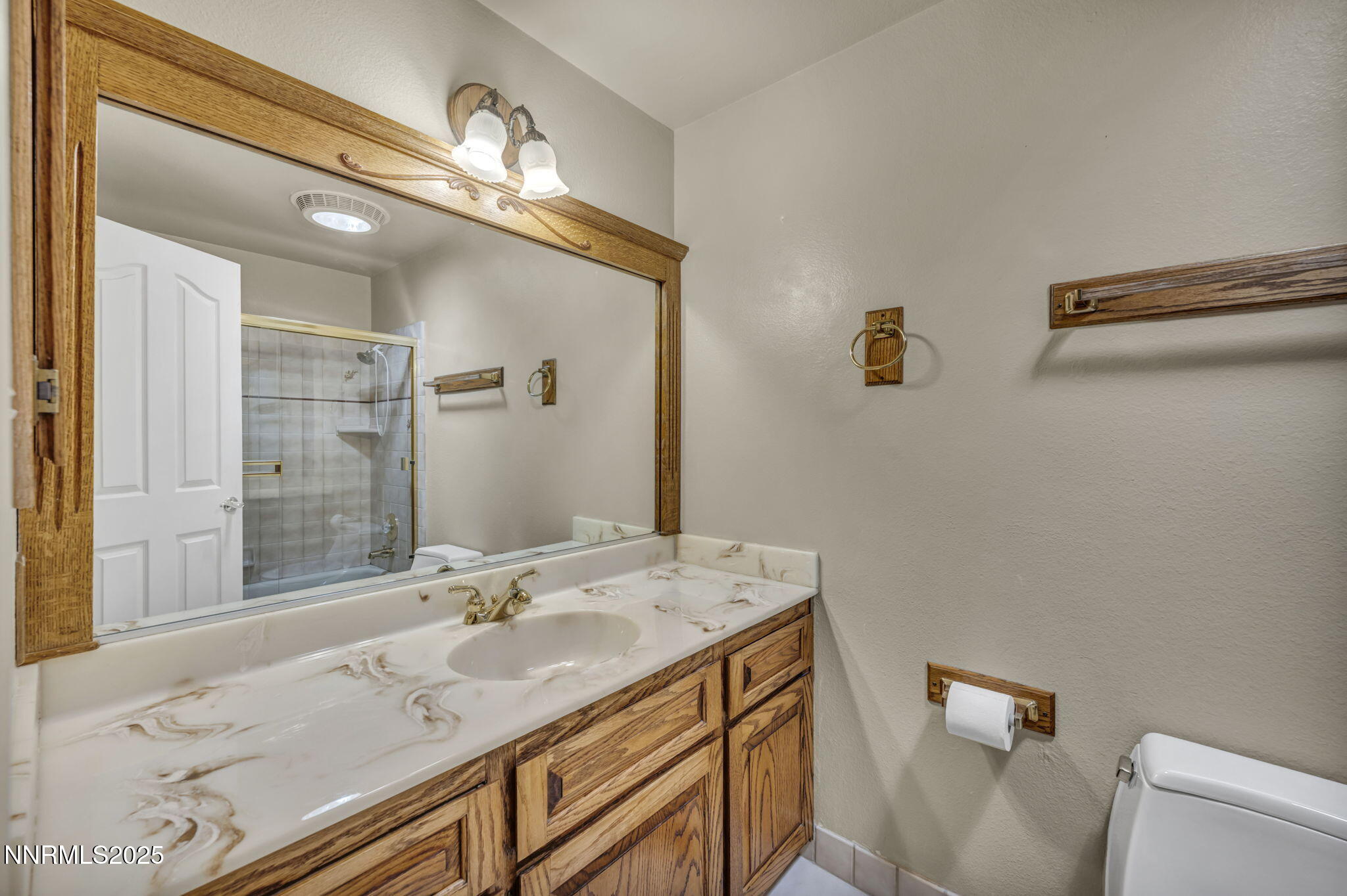 2480 Meadowbrook Lane Property Photo 45