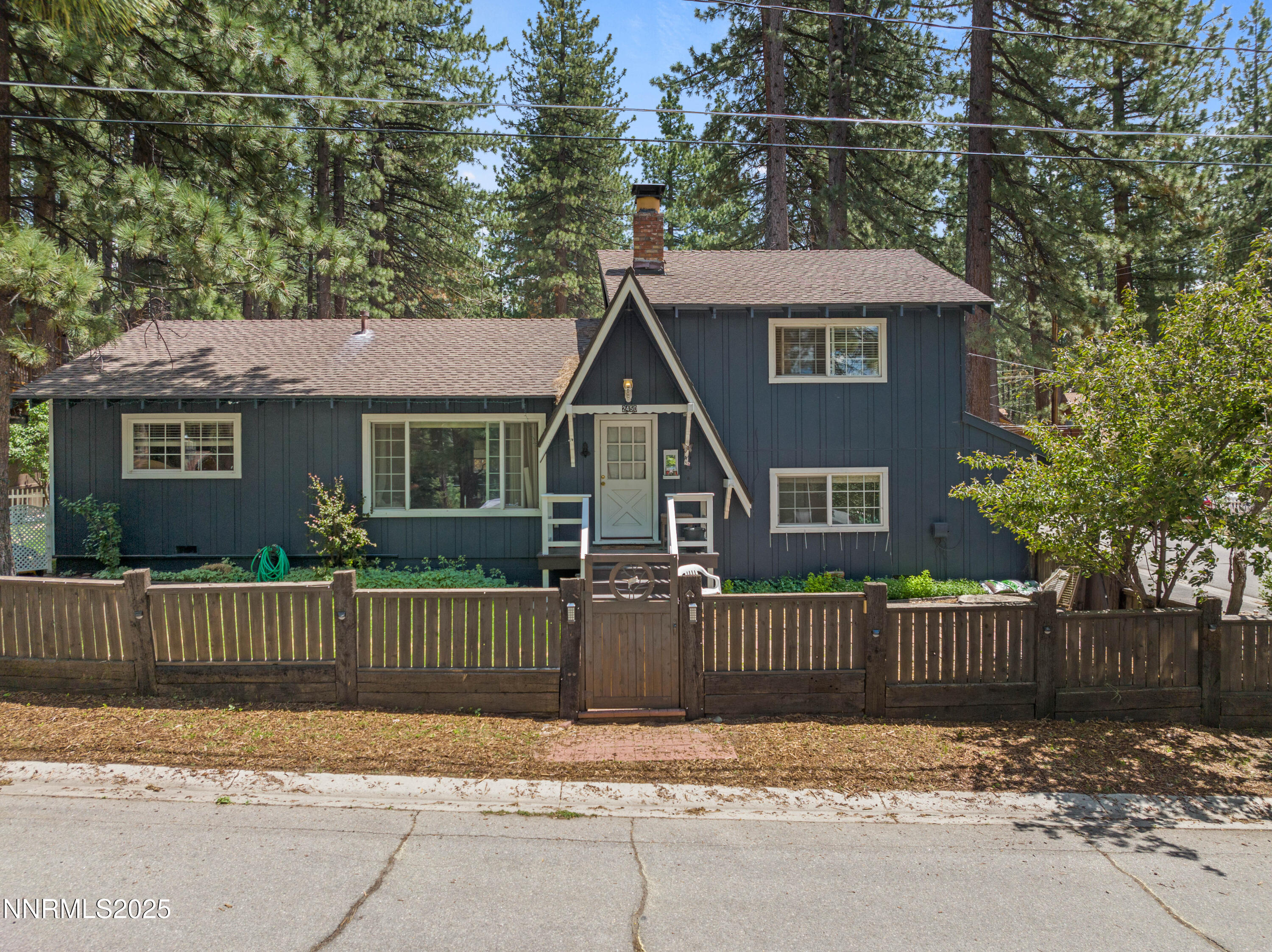 2450 Pinter Avenue Property Photo 1