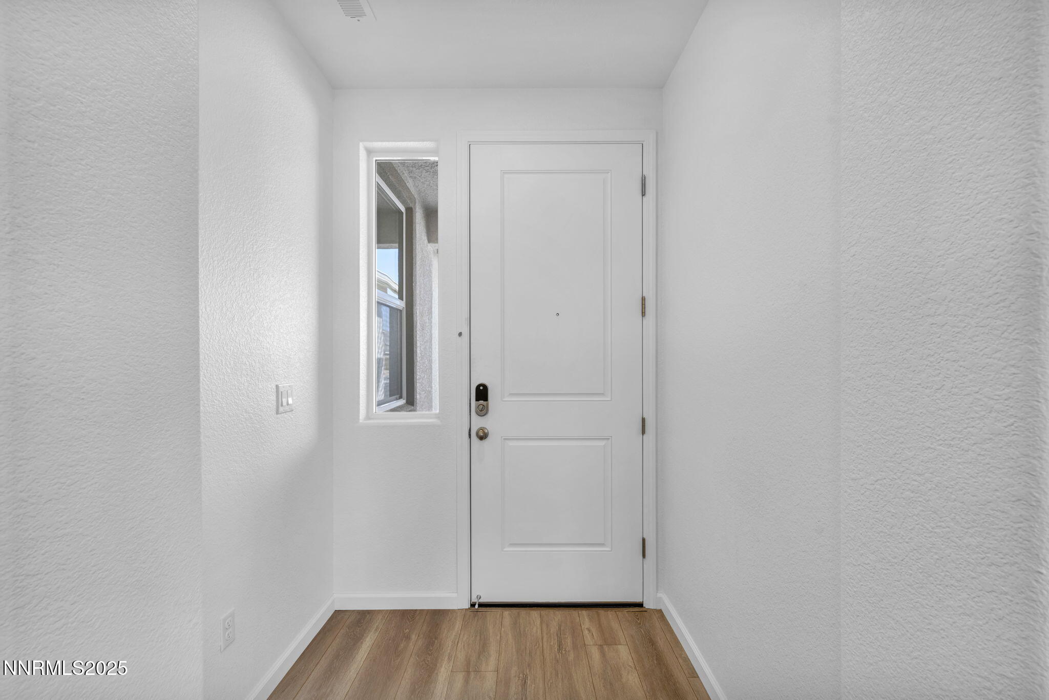6776 Shell Court Property Photo 4