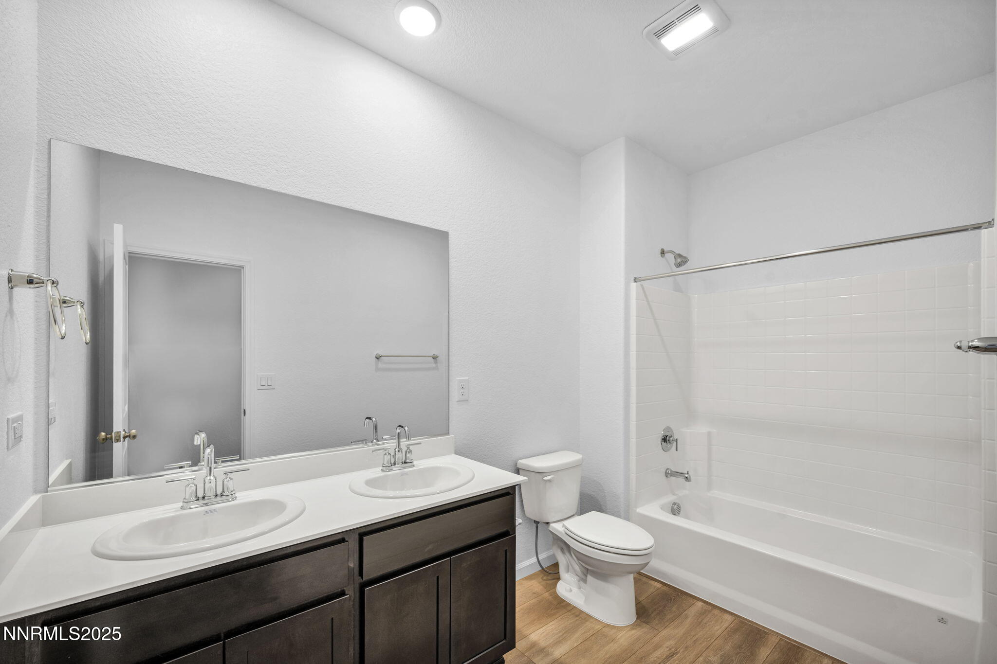 6776 Shell Court Property Photo 17