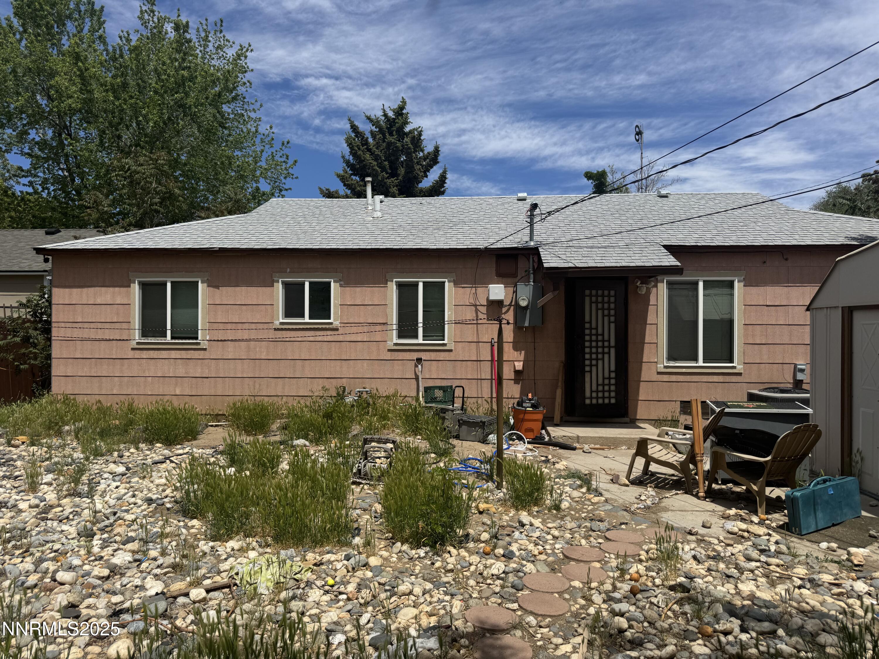 1145 Gault Way Property Photo 1