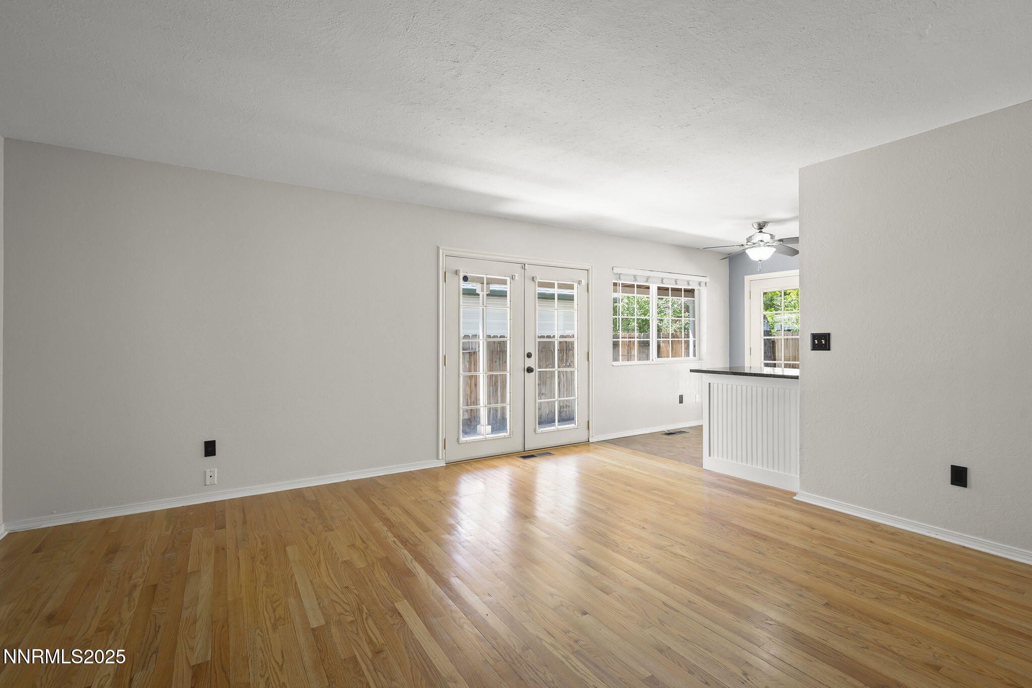 2125 Woodhaven Lane Property Photo 8