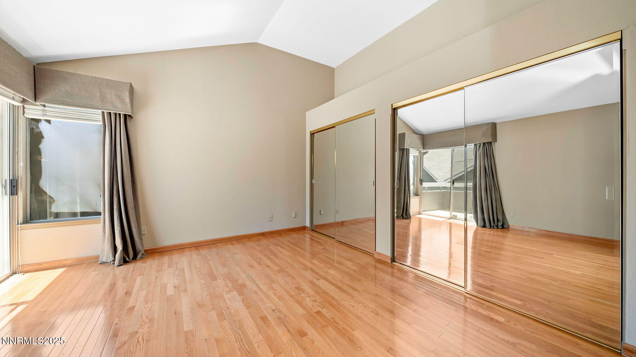 3225 Browns Creek Court Property Photo 18