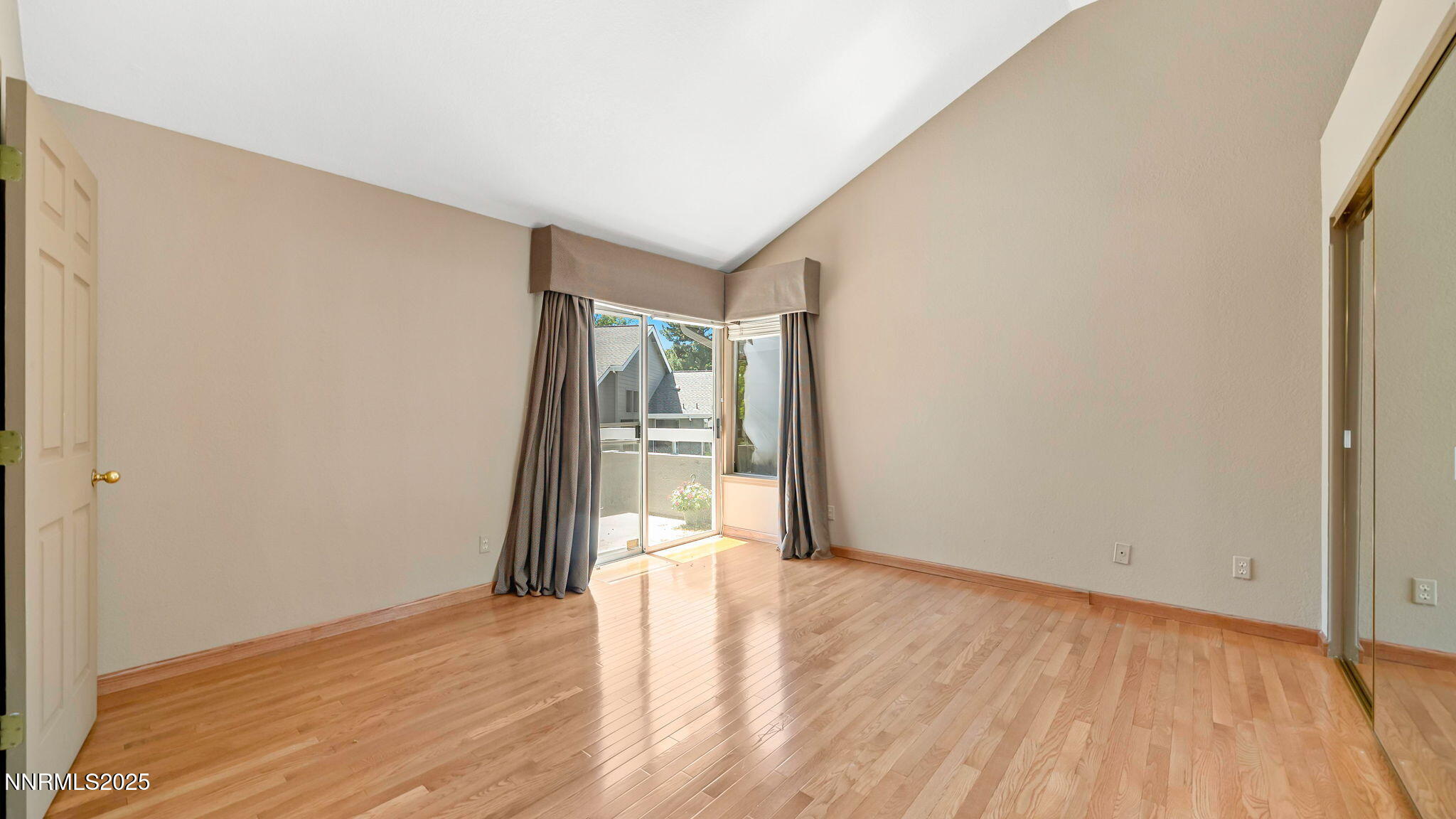 3225 Browns Creek Court Property Photo 19