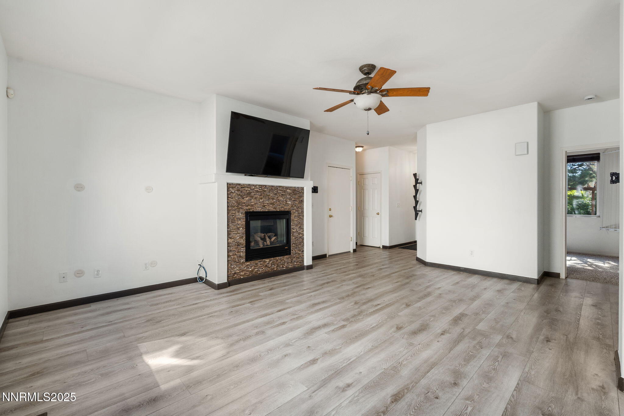 5895 Evening Blue Court Property Photo 11