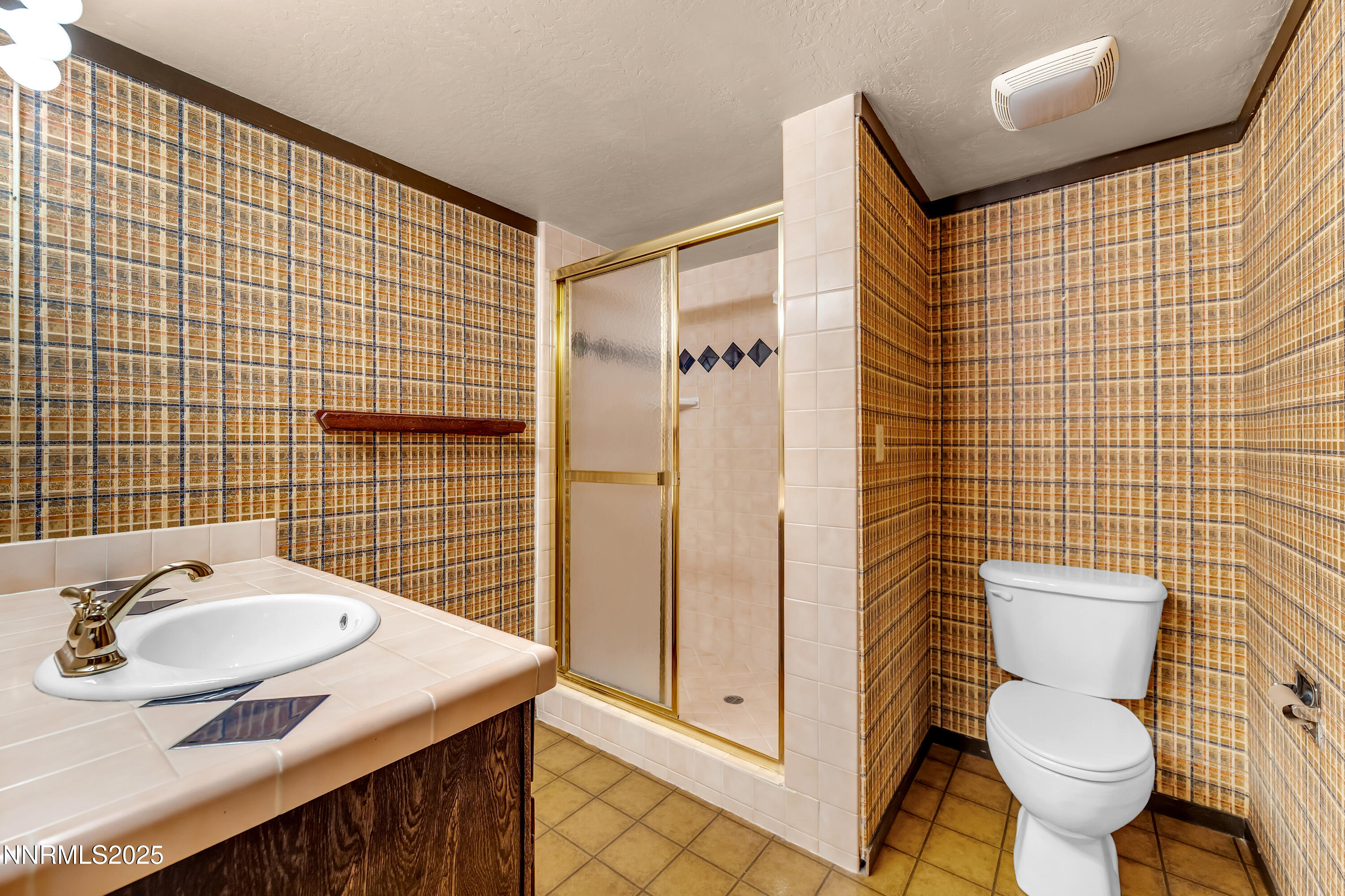 3875 Gibraltar Drive Property Photo 14