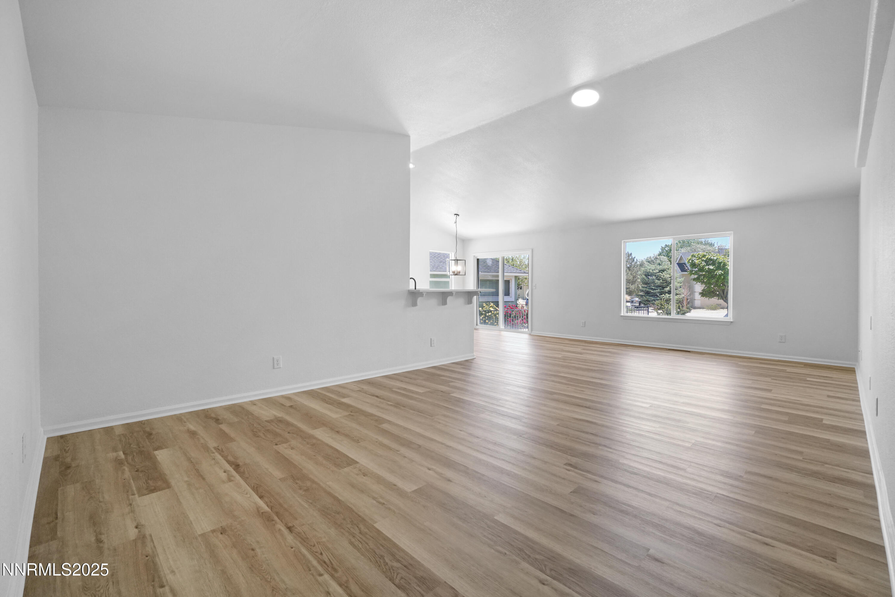 342 Bens Way Property Photo 7
