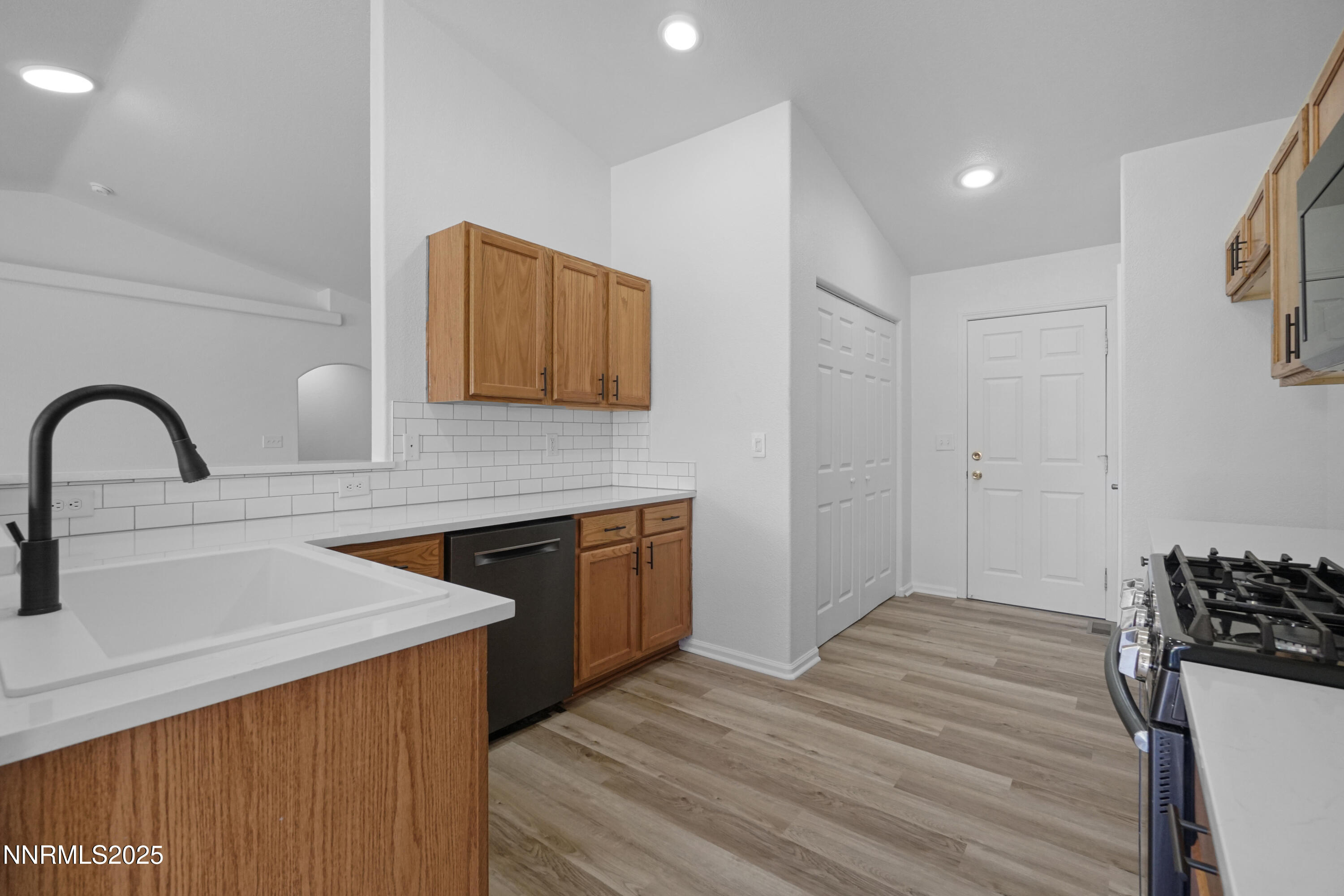 342 Bens Way Property Photo 11
