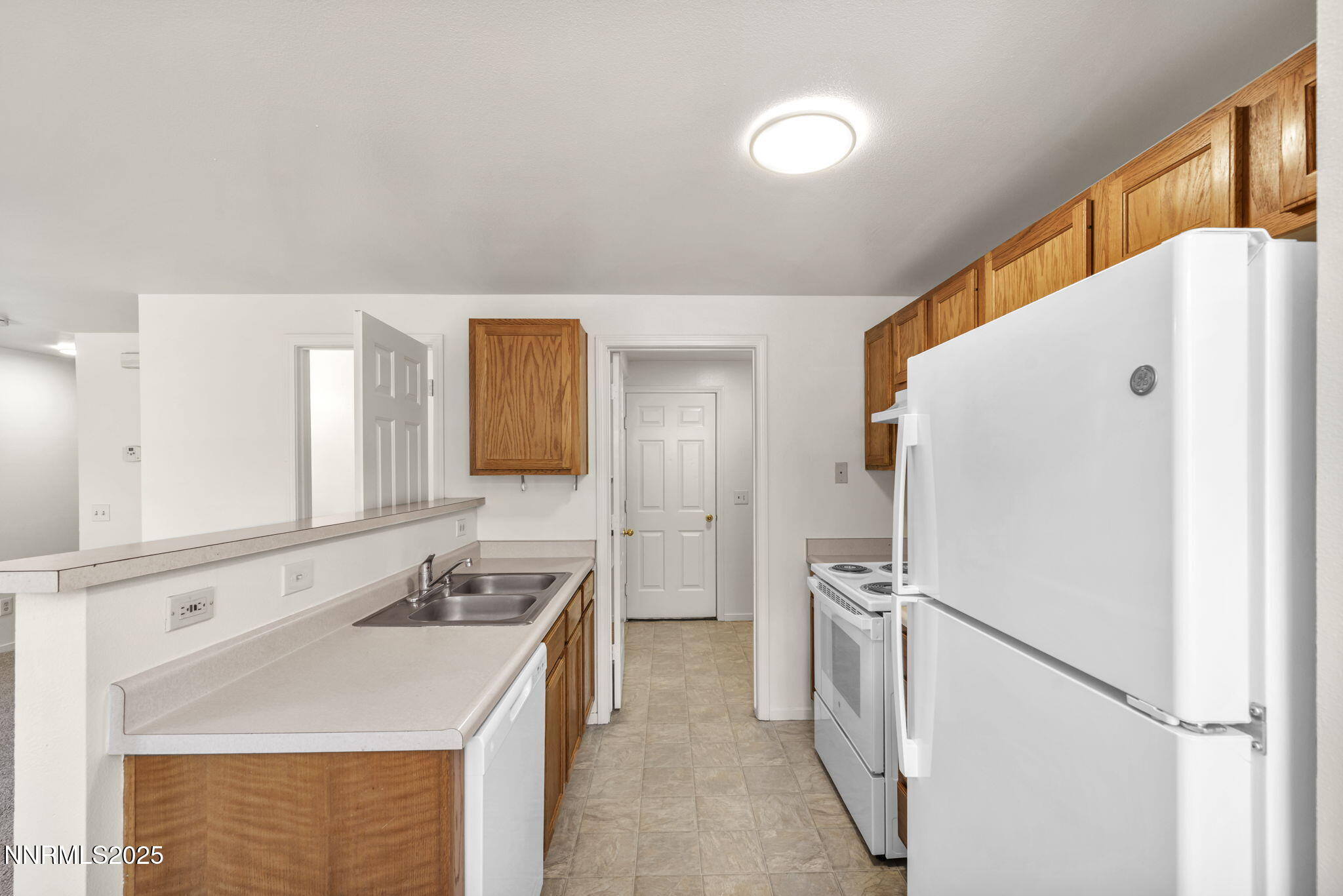 3932-3936 Village Drive Property Photo 20