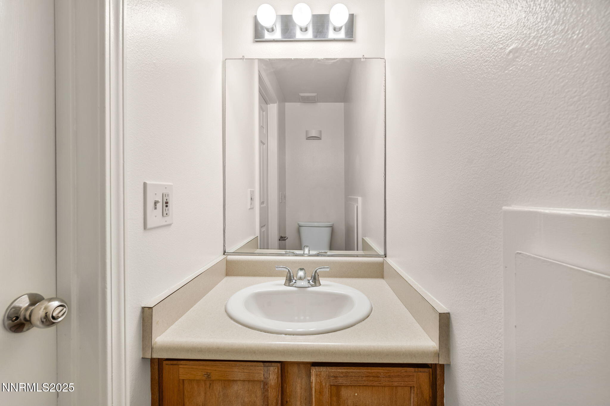 3932-3936 Village Drive Property Photo 29