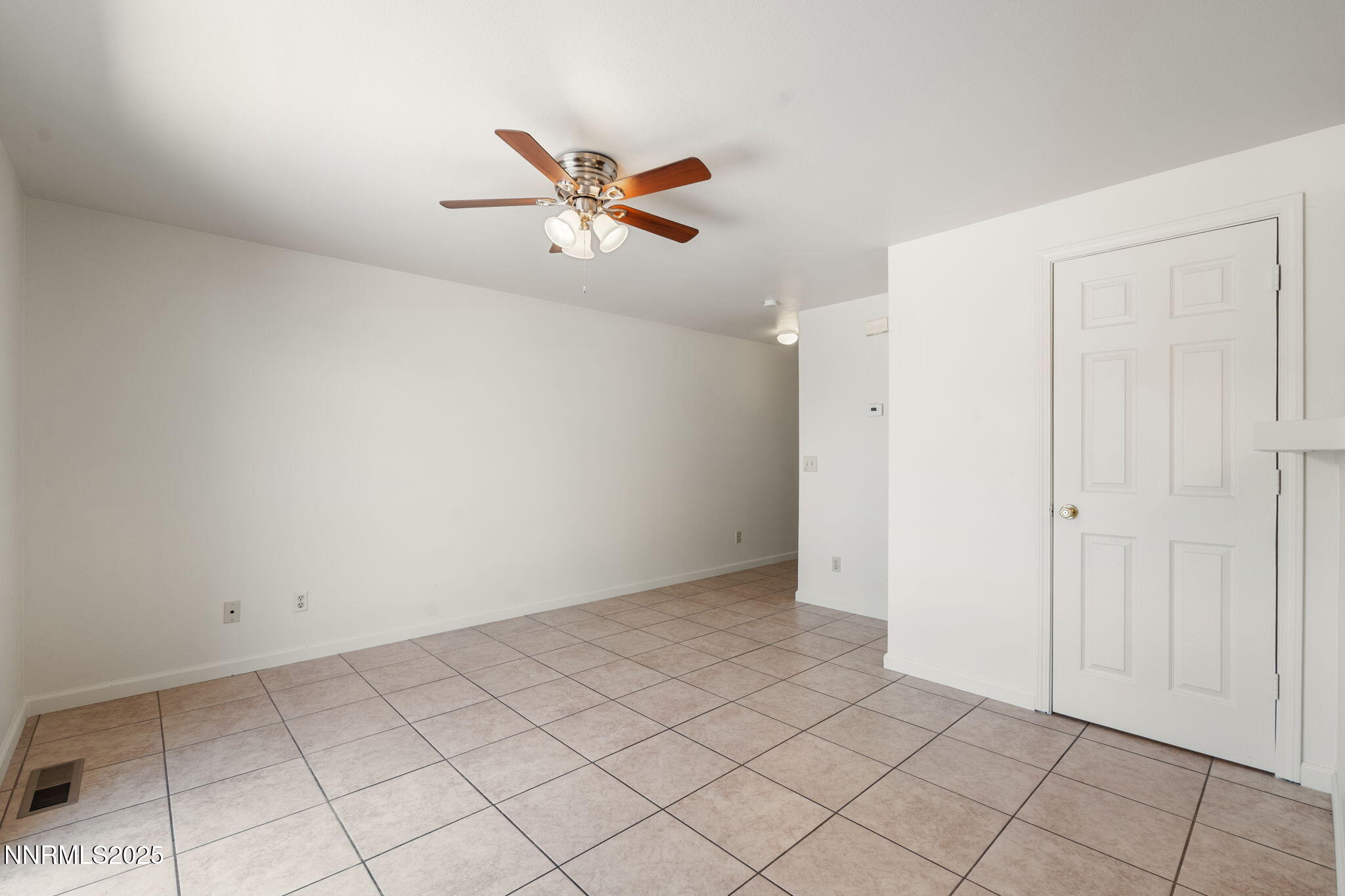 3912/3916 Village Drive Drive Property Photo 28