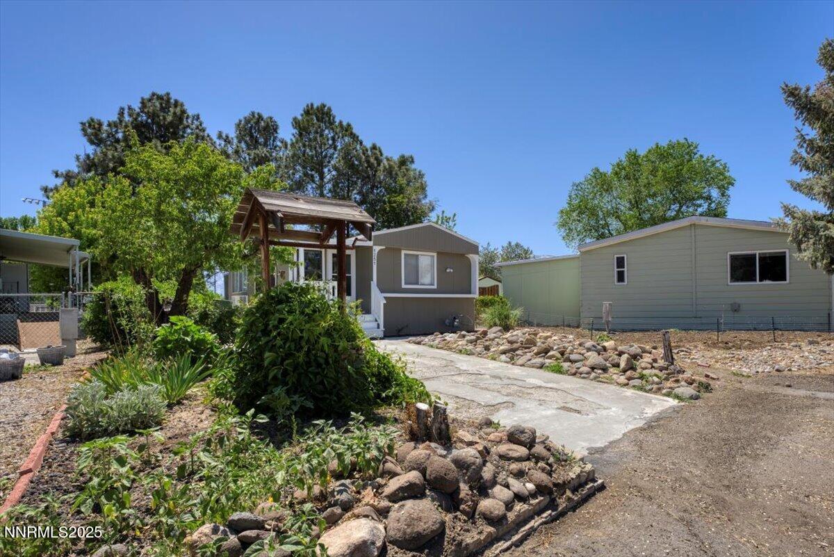 1251 Knights Lane Property Photo 7